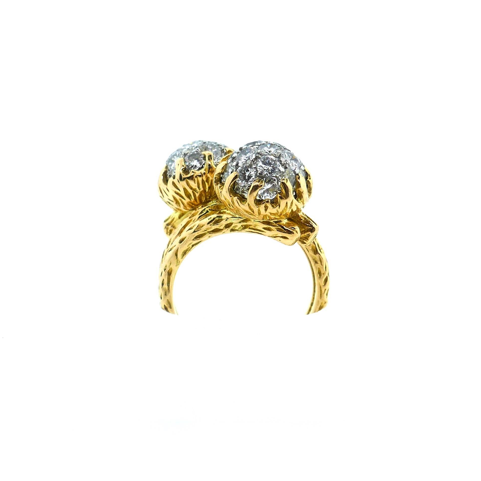 Van Cleef & Arpels Textured Diamond Bypass Ring In Excellent Condition In Beverly Hills, CA