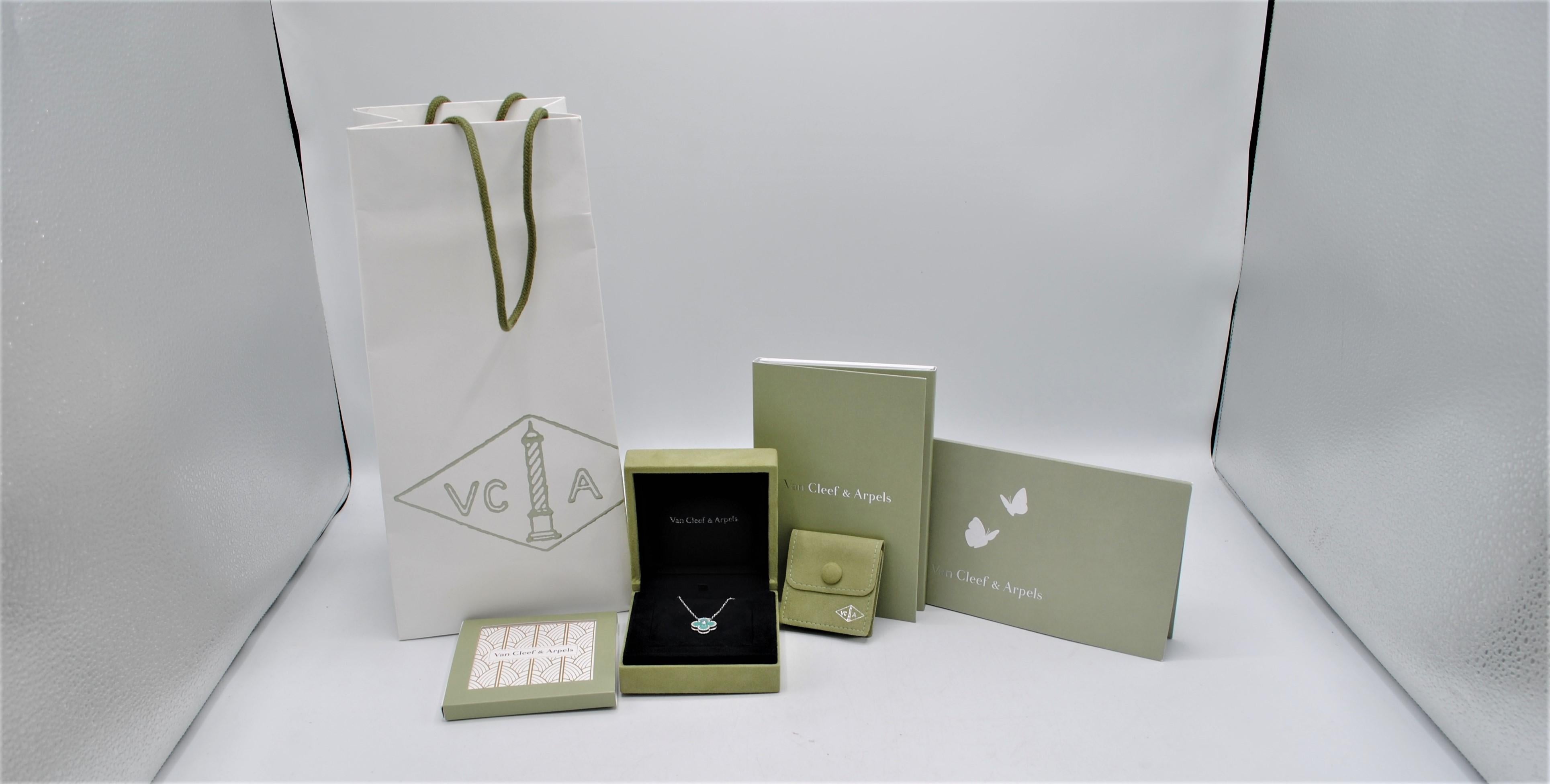 Van Cleef & Arpels the Holiday Pendant, 2022 For Sale 1