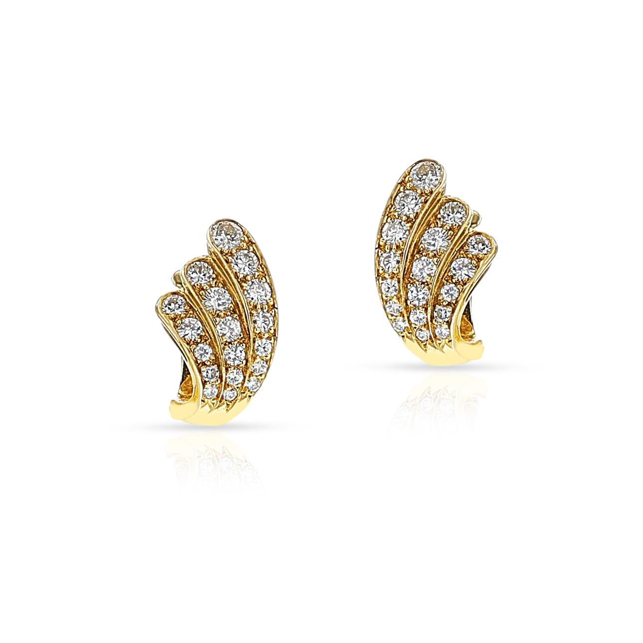 A pair of Van Cleef & Arpels Three Arch Earrings made in 18k Yellow Gold. Signed and numbered. The total weight of the earring is 6.56 grams, measuring 0.68 x 0.41 inches.



SKU: 1526