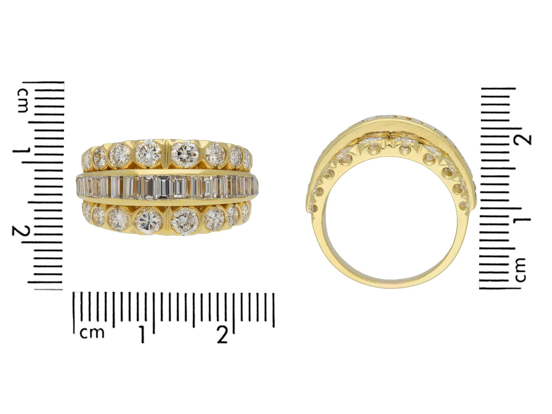 Van Cleef & Arpels Three Row Diamond Ring, American, circa 1970s In Good Condition For Sale In London, GB