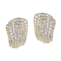 Van Cleef & Arpels Three-Step Cocktail Earrings with 3.20 Carat Diamonds, 18K