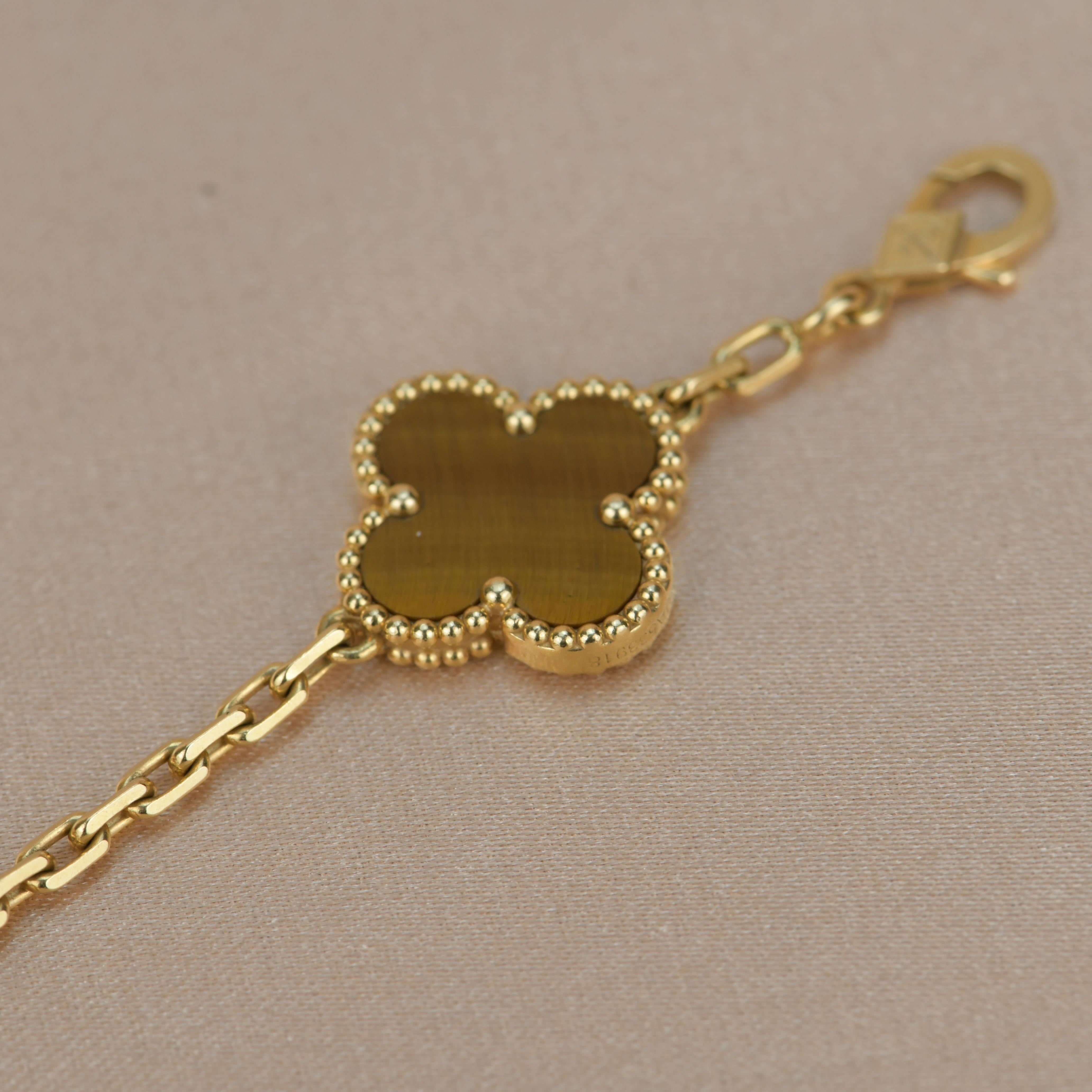 Women's or Men's Van Cleef & Arpels Tiger's Eye Vintage Alhambra 5 Motif Gold Bracelet