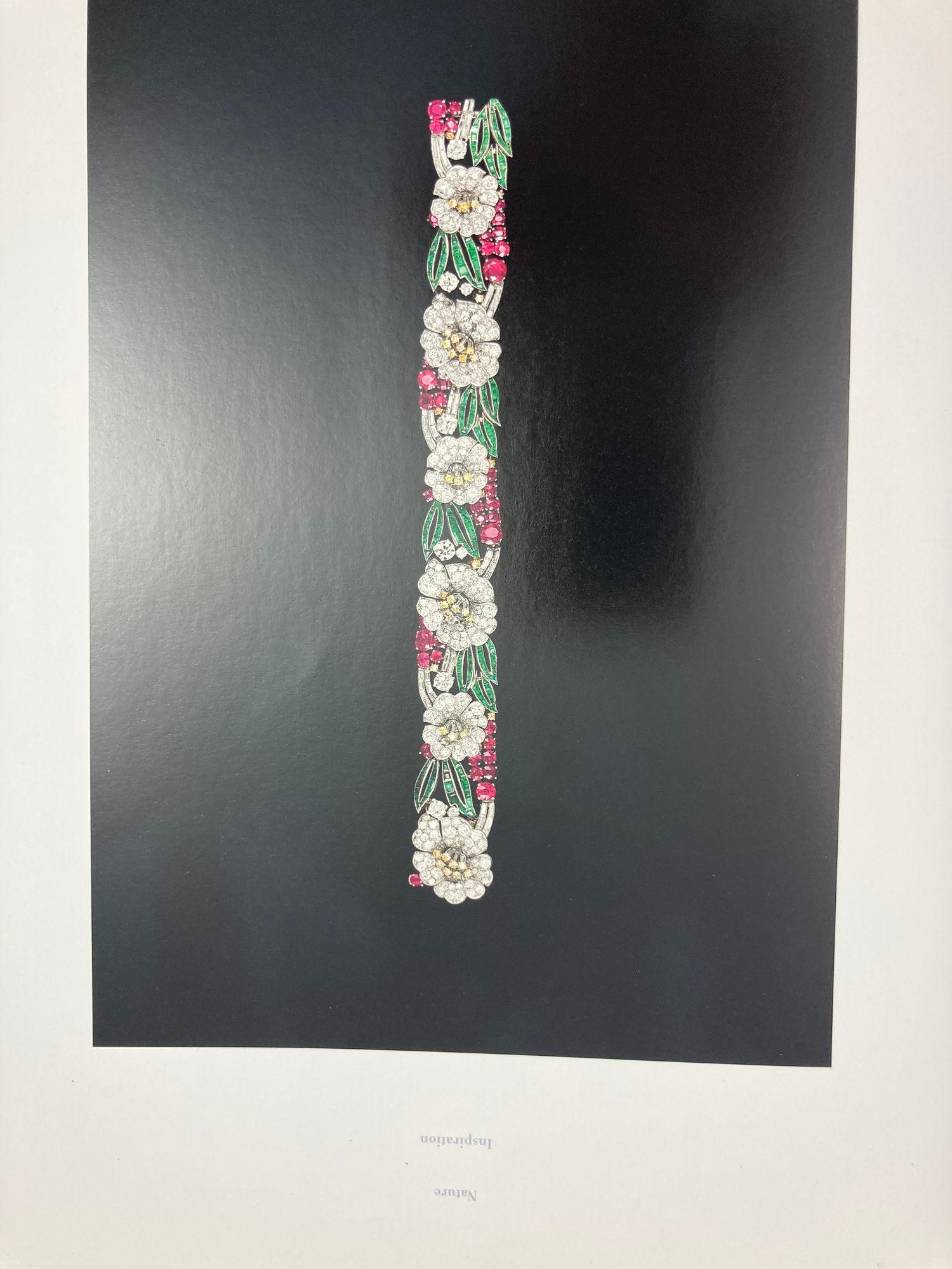 Van Cleef & Arpels: Timeless Beauty Hardcover Book 2012 For Sale 1