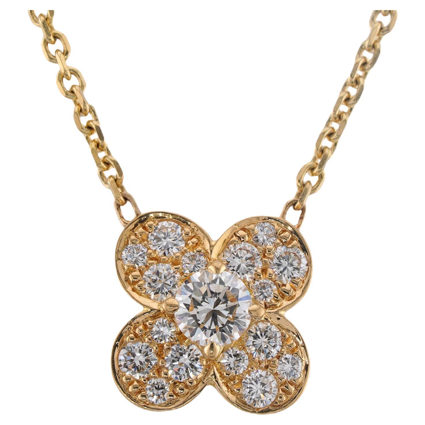 VAN CLEEF & ARPELS Trefle Diamond Yellow Gold Pendant Necklace