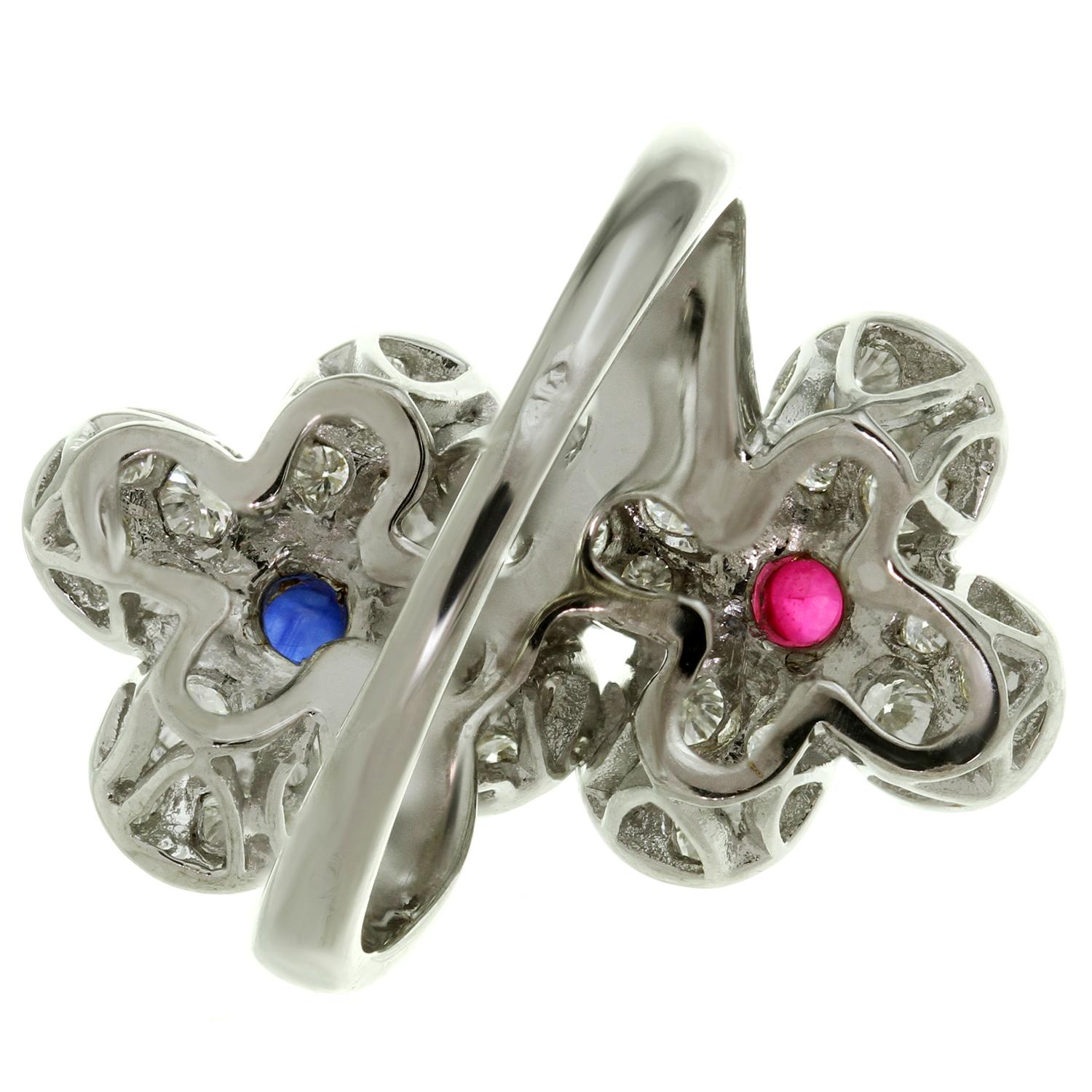 Van Cleef & Arpels Trefle Double Flower Diamond Ruby Sapphire White Gold Ring In Excellent Condition In New York, NY
