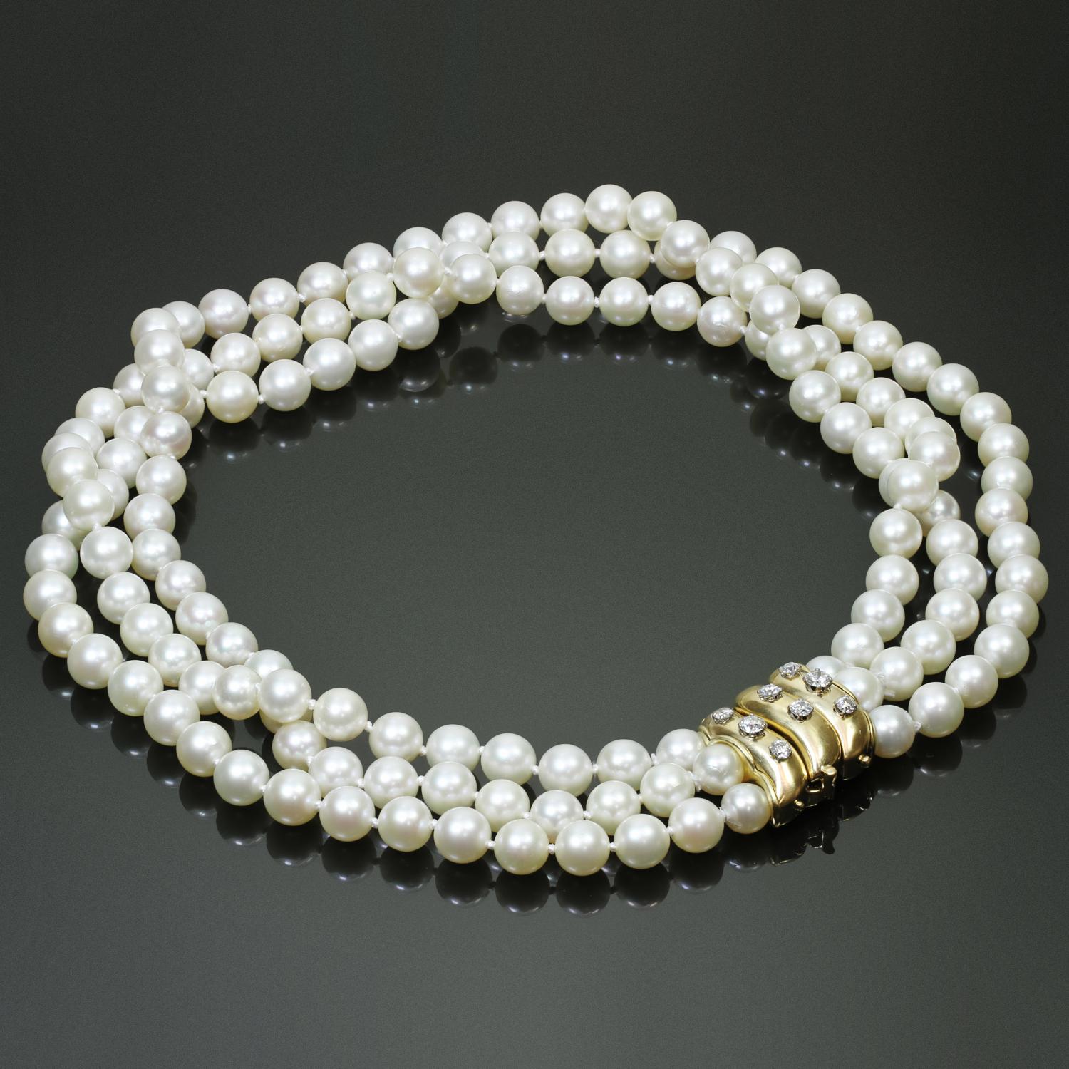 Van Cleef & Arpels Gold-Halskette mit drei String-Zuchtperlen und Diamanten (Alteuropäischer Schliff) im Angebot