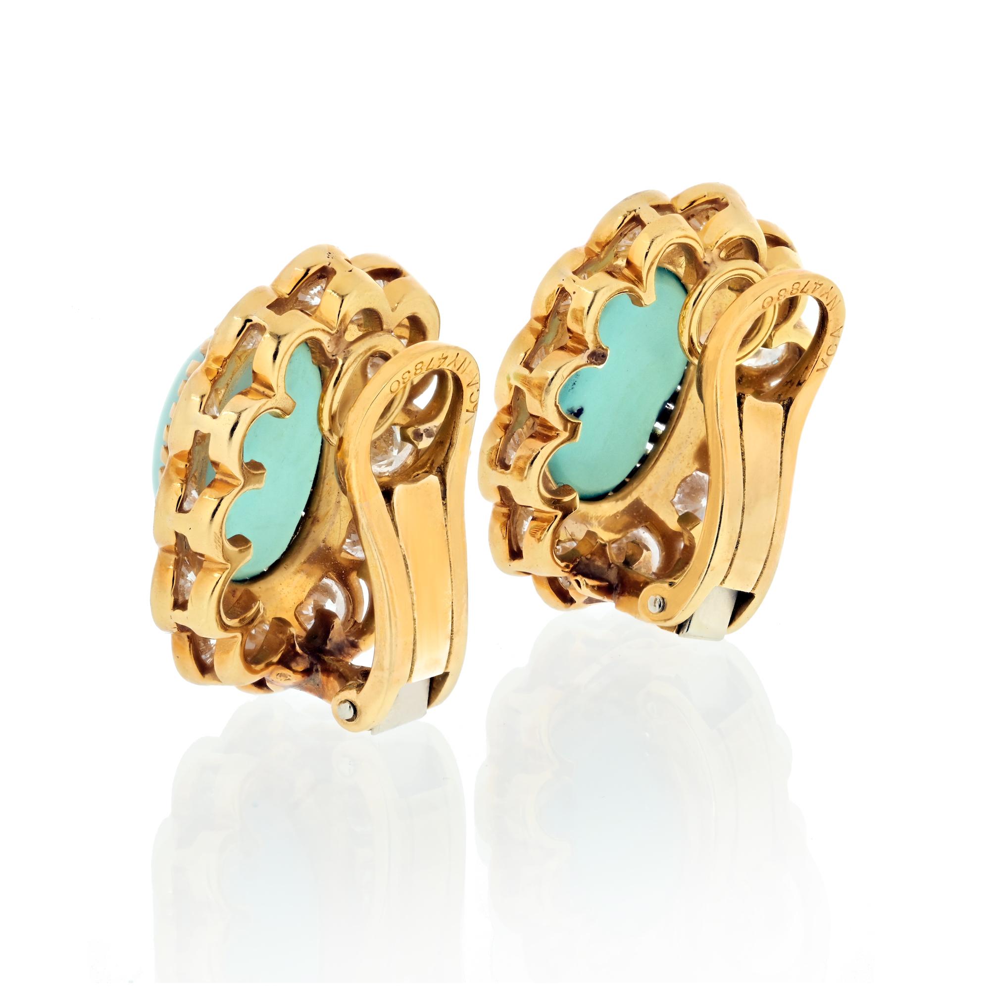Women's Van Cleef & Arpels Turquoise and Diamond floral Ear-clips  For Sale