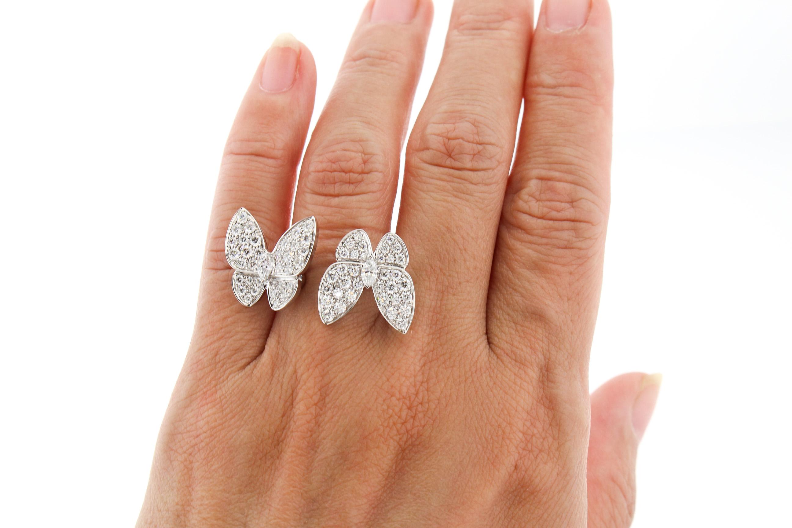 Modern Van Cleef & Arpels Two Butterfly Between the Finger Ring