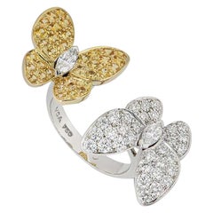 Van Cleef & Arpels Two Butterfly Between the Finger Ring VCARA13600
