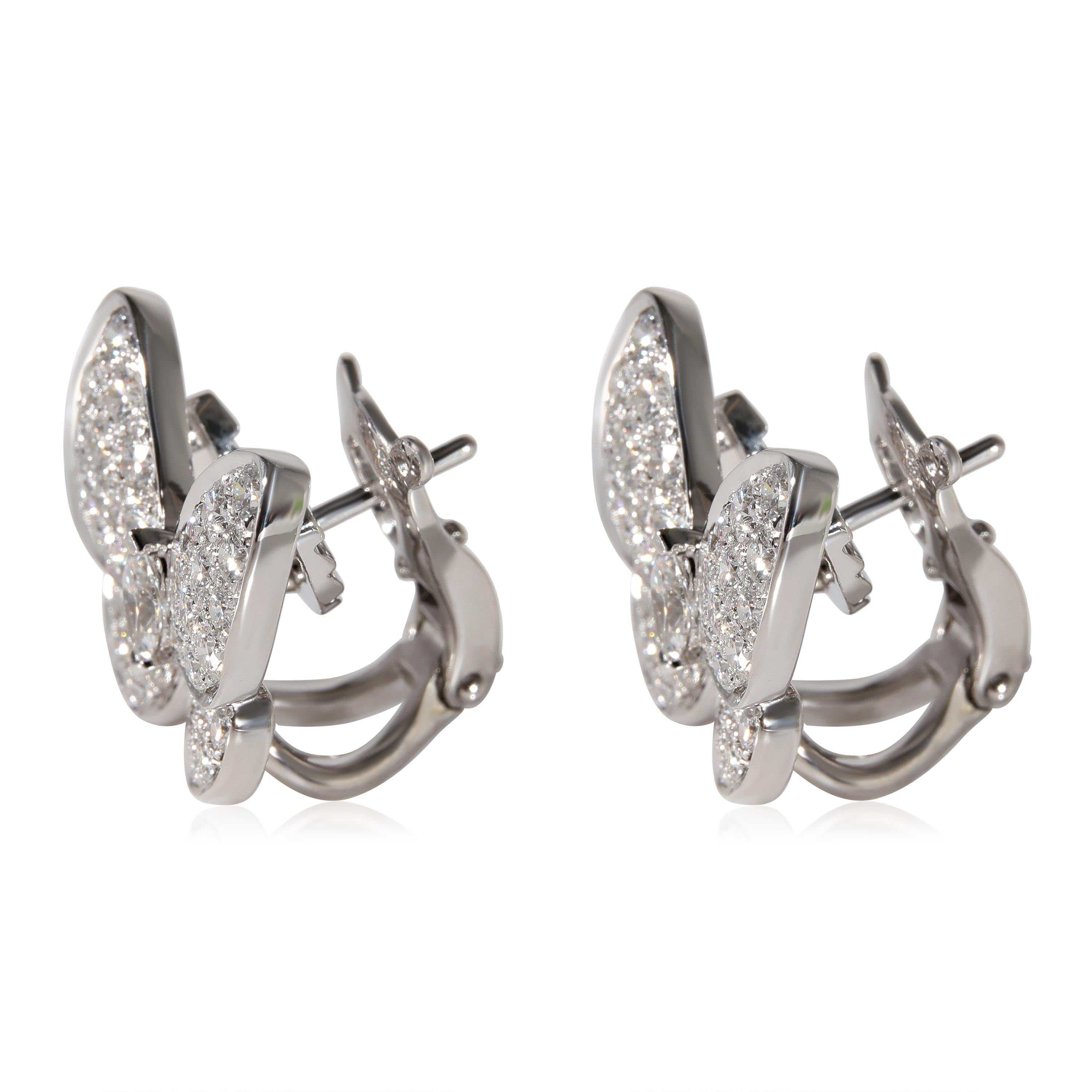 Van Cleef & Arpels Two Butterfly Diamond Earrings in 18k White Gold 1.67 CTW In Excellent Condition In New York, NY