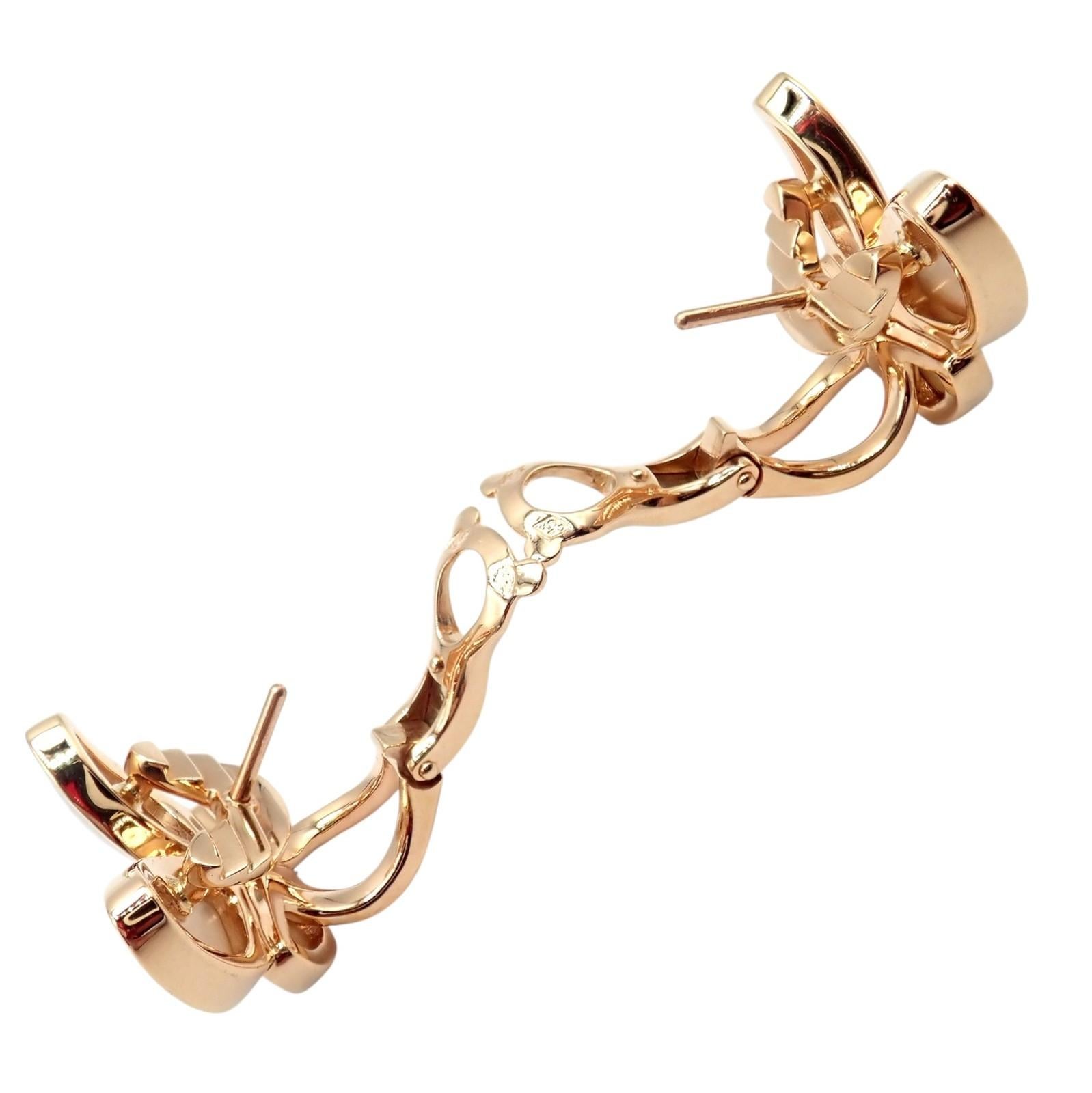 Van Cleef & Arpels Orecchini a due farfalle con diamanti e madreperla in oro rosa in vendita 4