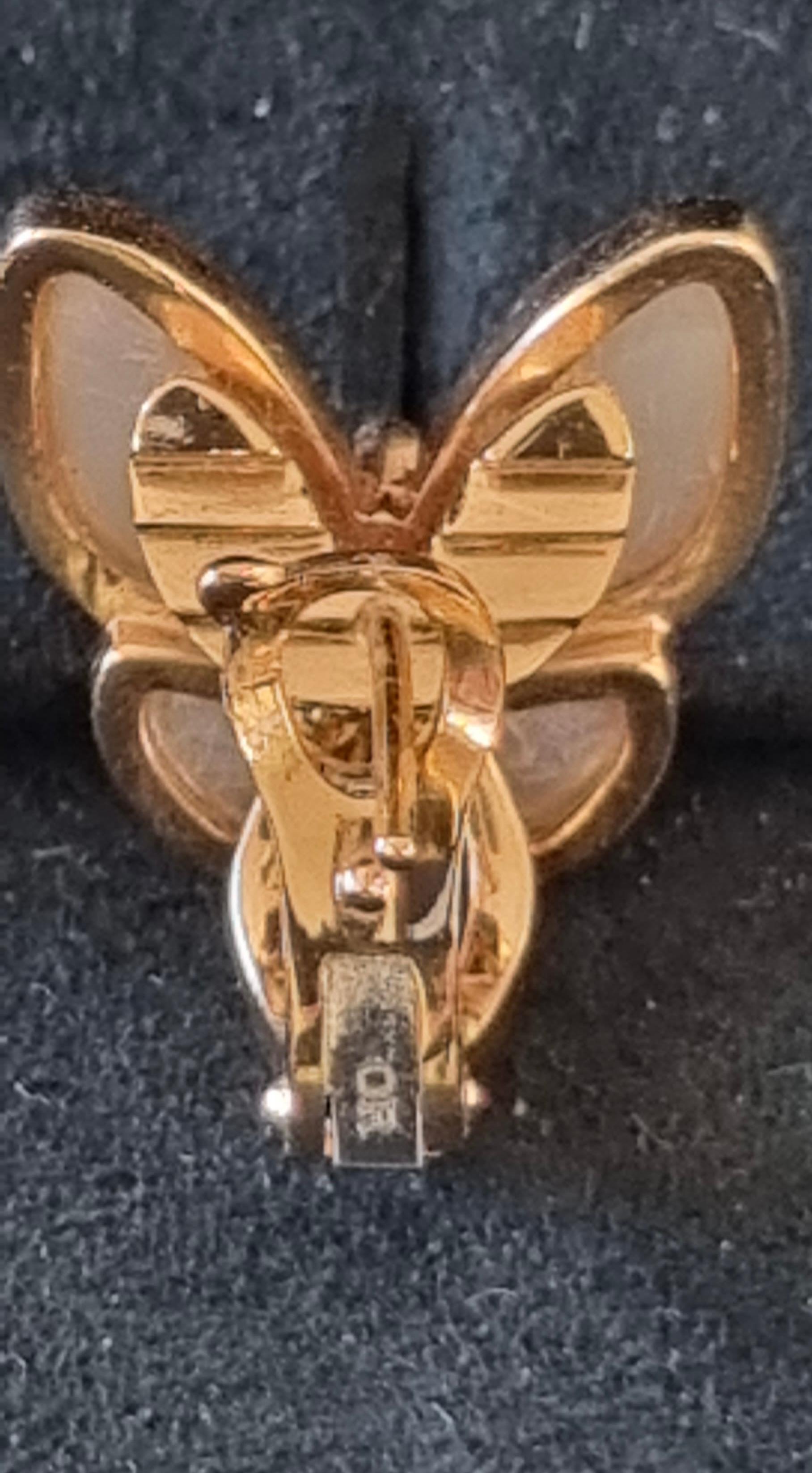 Van Cleef & Arpels - Boucles d'oreilles en or rose avec deux papillons et diamants marquises en vente 3
