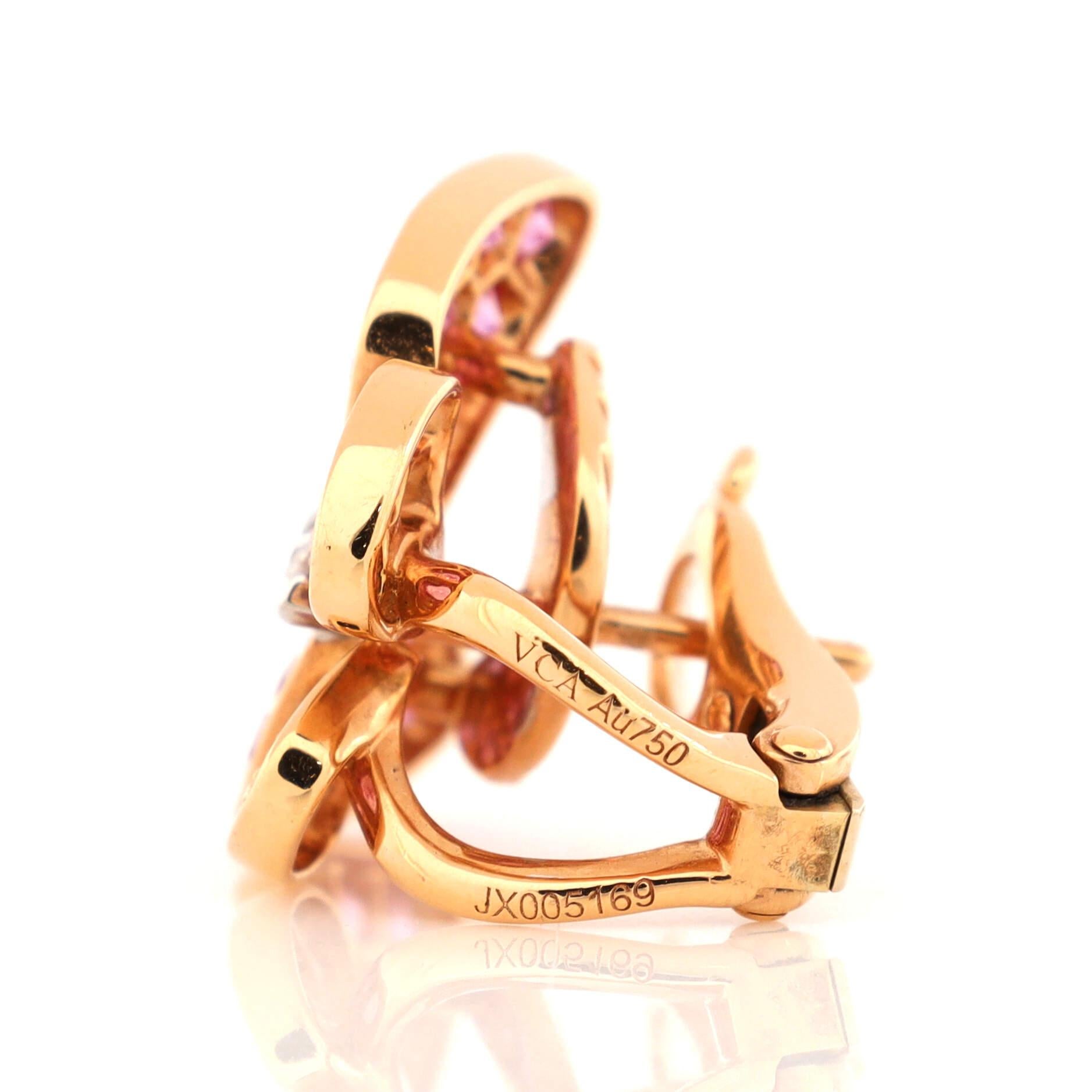 Van Cleef & Arpels Two Butterfly Stud Earrings 18k White Gold and 18k Rose Gold In Good Condition In New York, NY