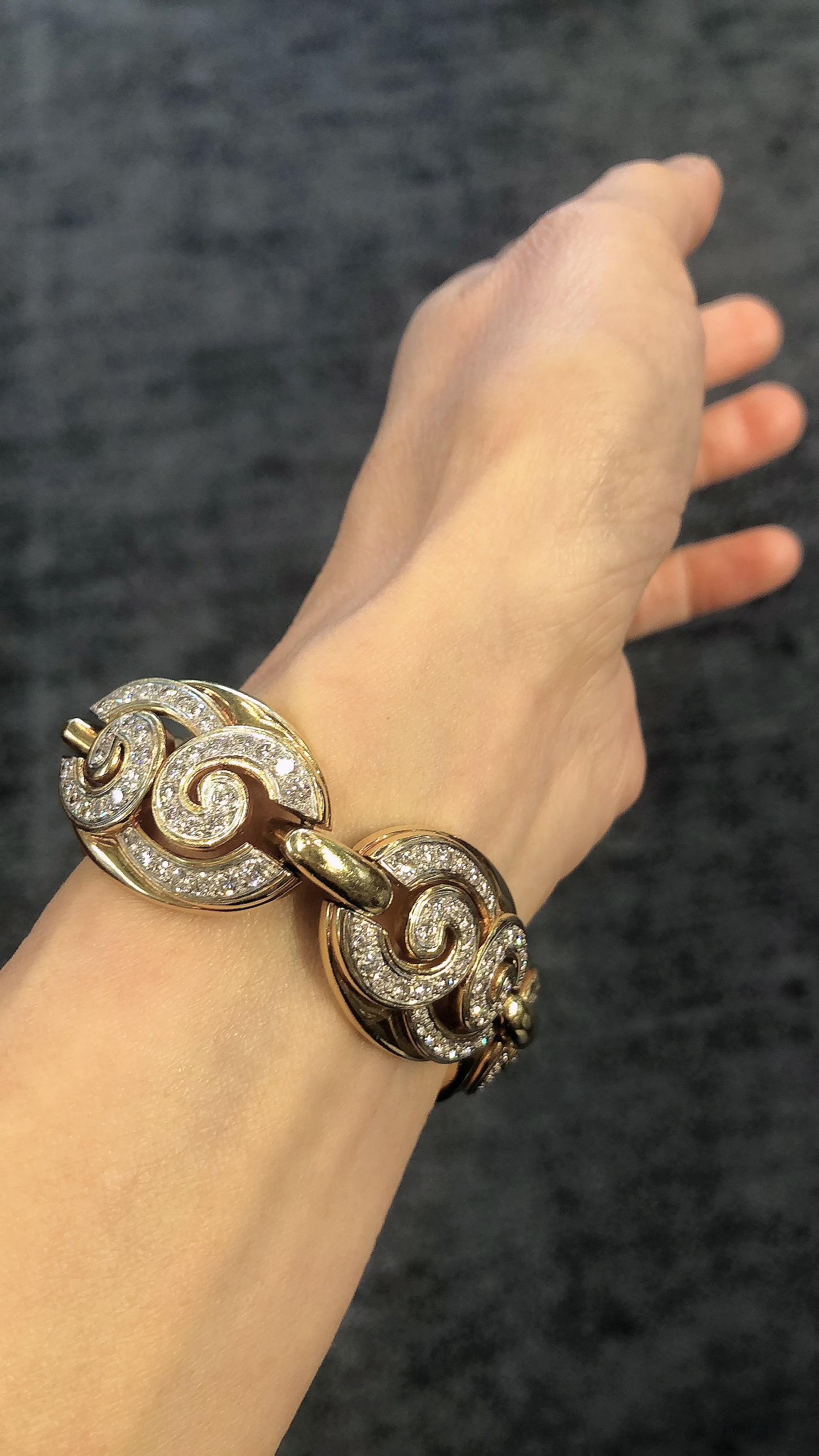 Van Cleef & Arpels Vintage 1970er Jahre Diamant-Gold-Wolkenarmband (Rundschliff) im Angebot