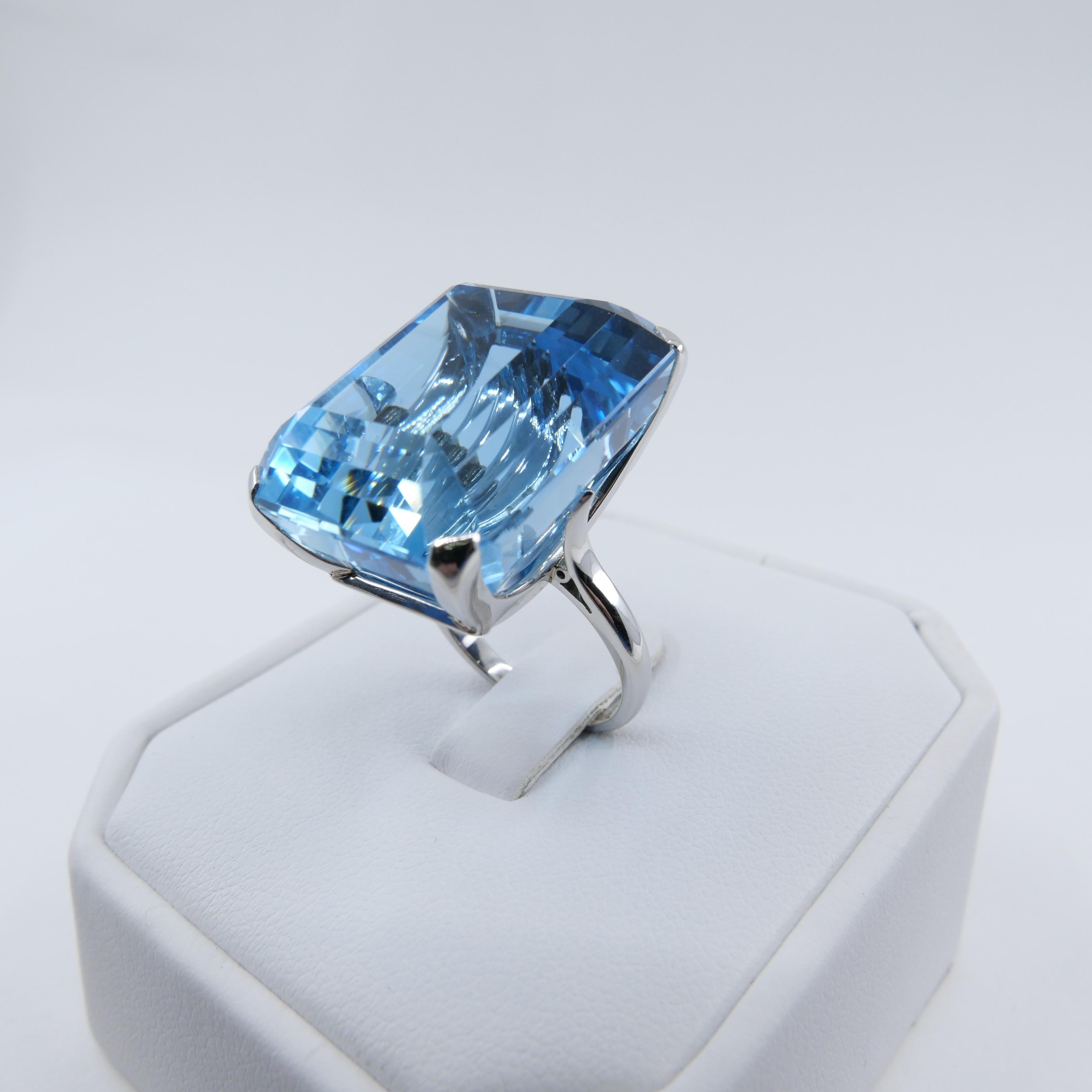 Van Cleef & Arpels VCA Aquamarine 48.90 Carat Platinum Ring, circa 1950s 6