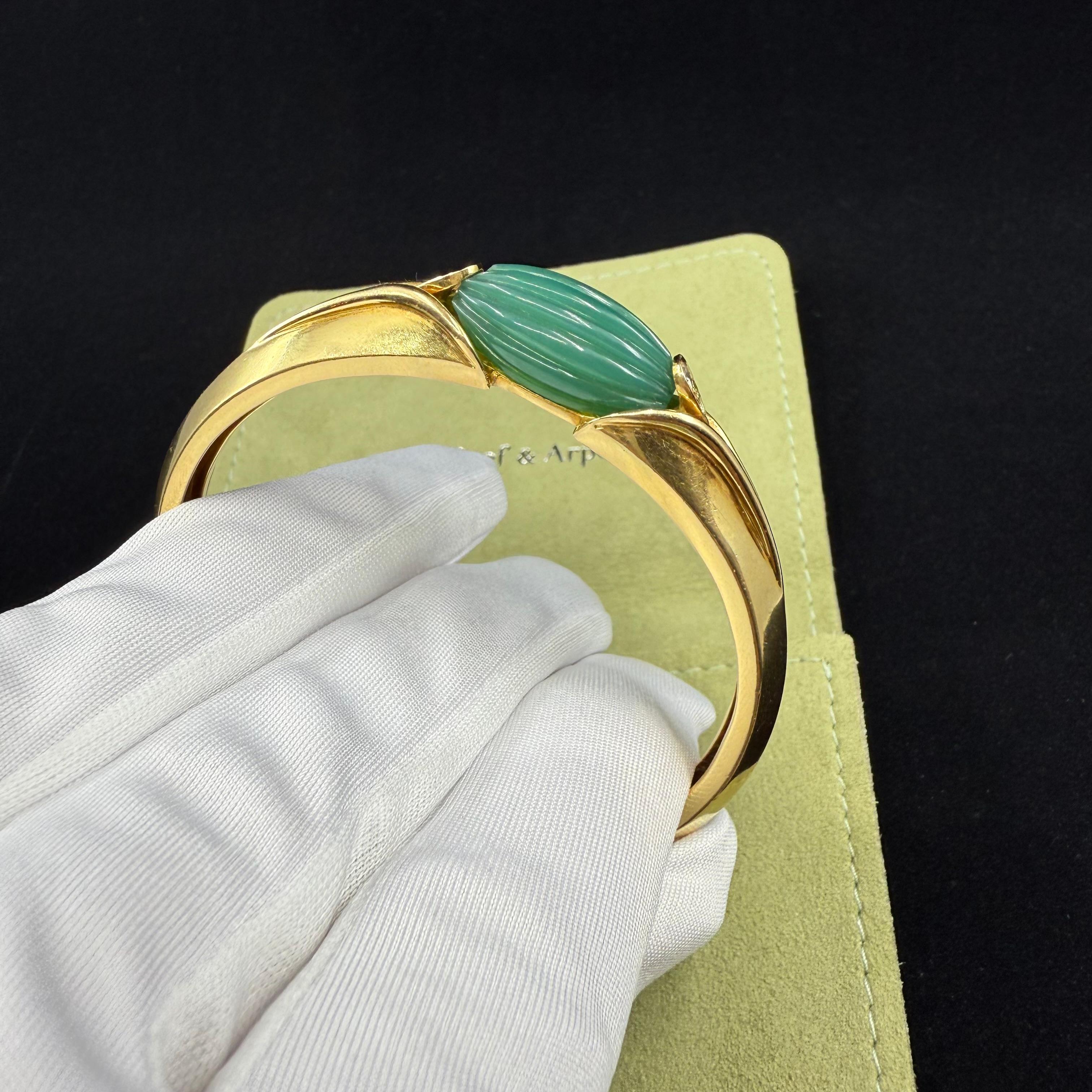 Van Cleef & Arpels Bracciale con diamanti e crisoprasio verde 18Kt in vendita 4