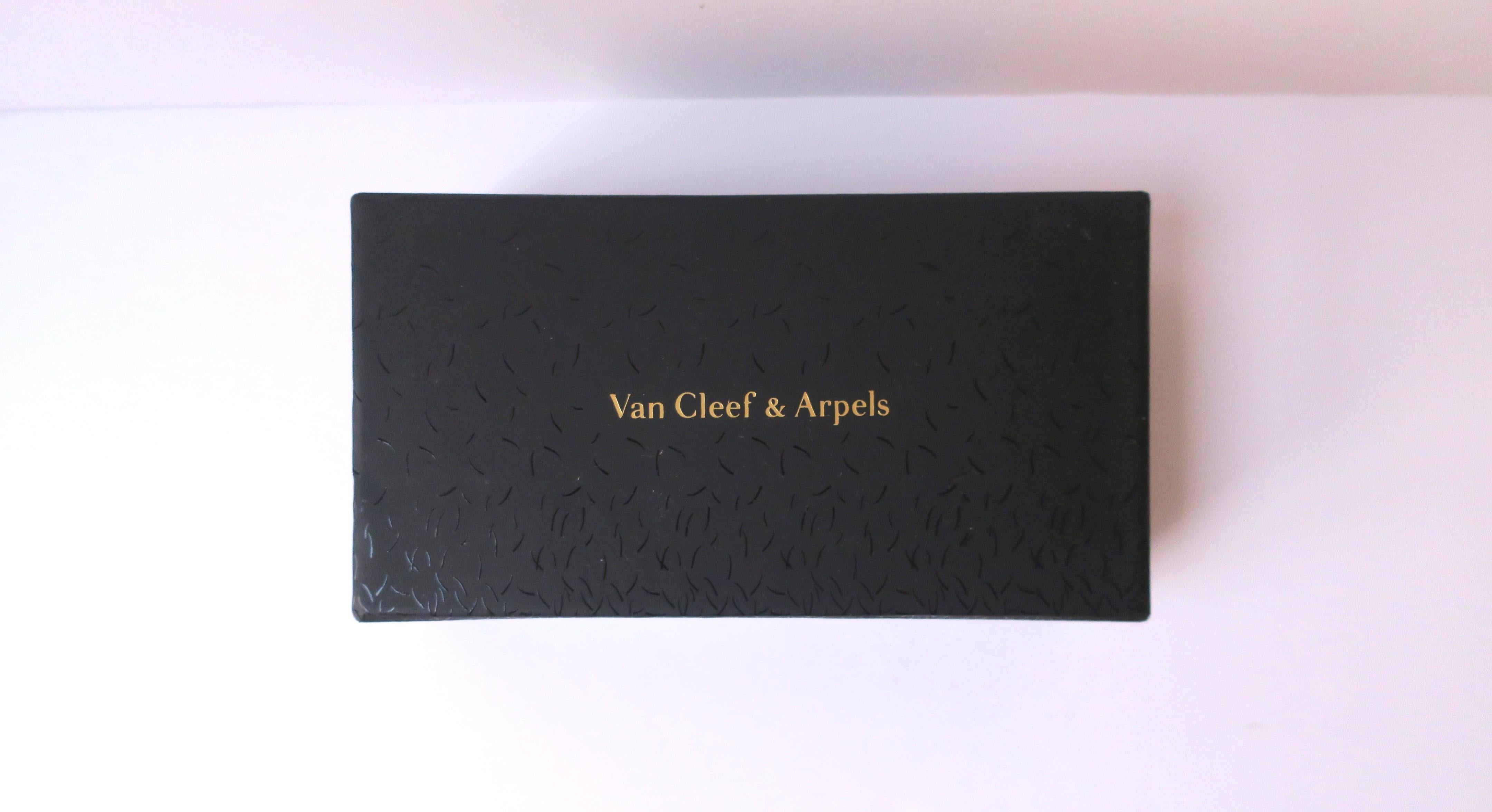 Scatola per gioielli Van Cleef & Arpels VCA in vendita 8