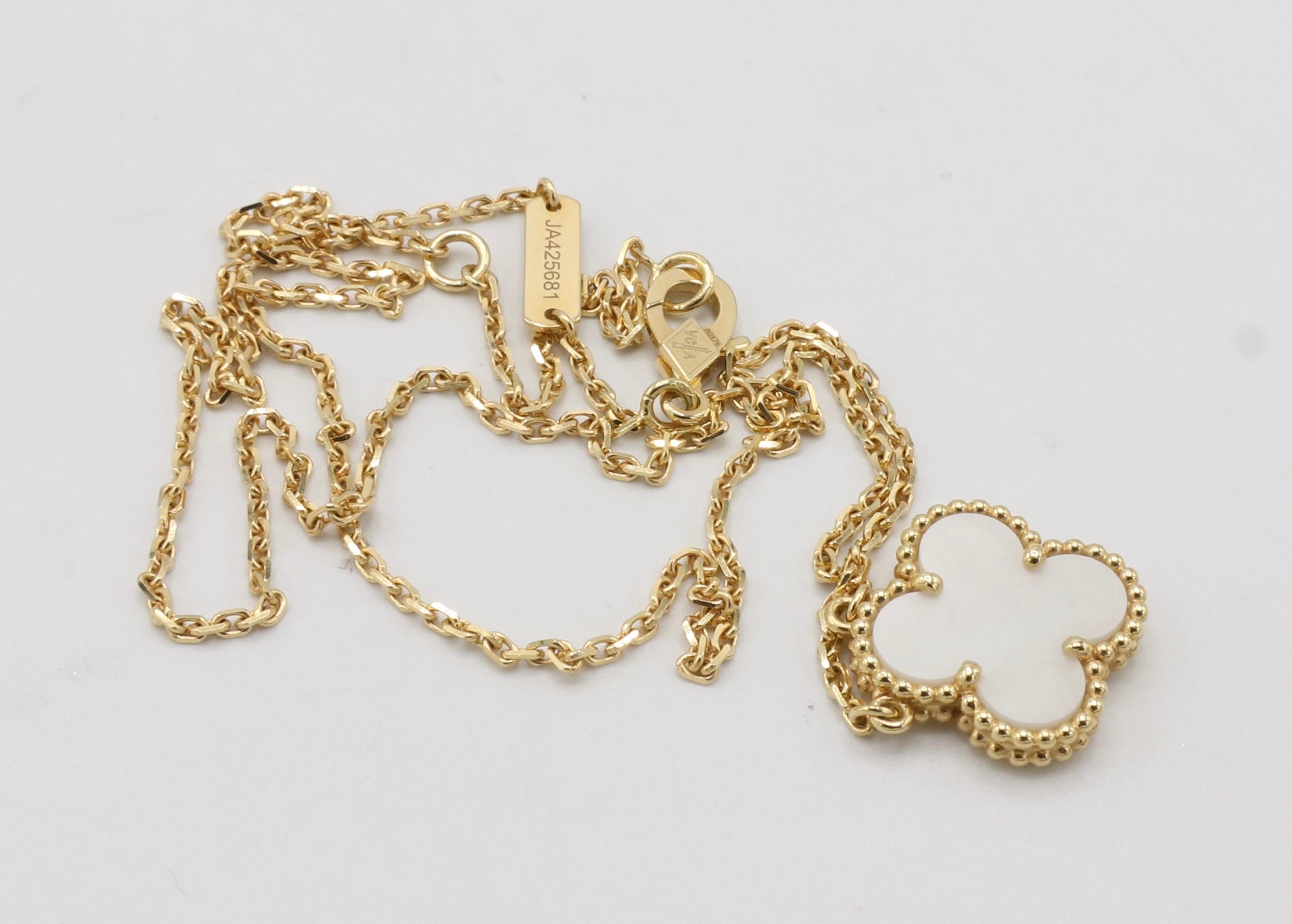 Modern Van Cleef & Arpels VCA Vintage Alhambra Mother of Pearl Gold Pendant Necklace