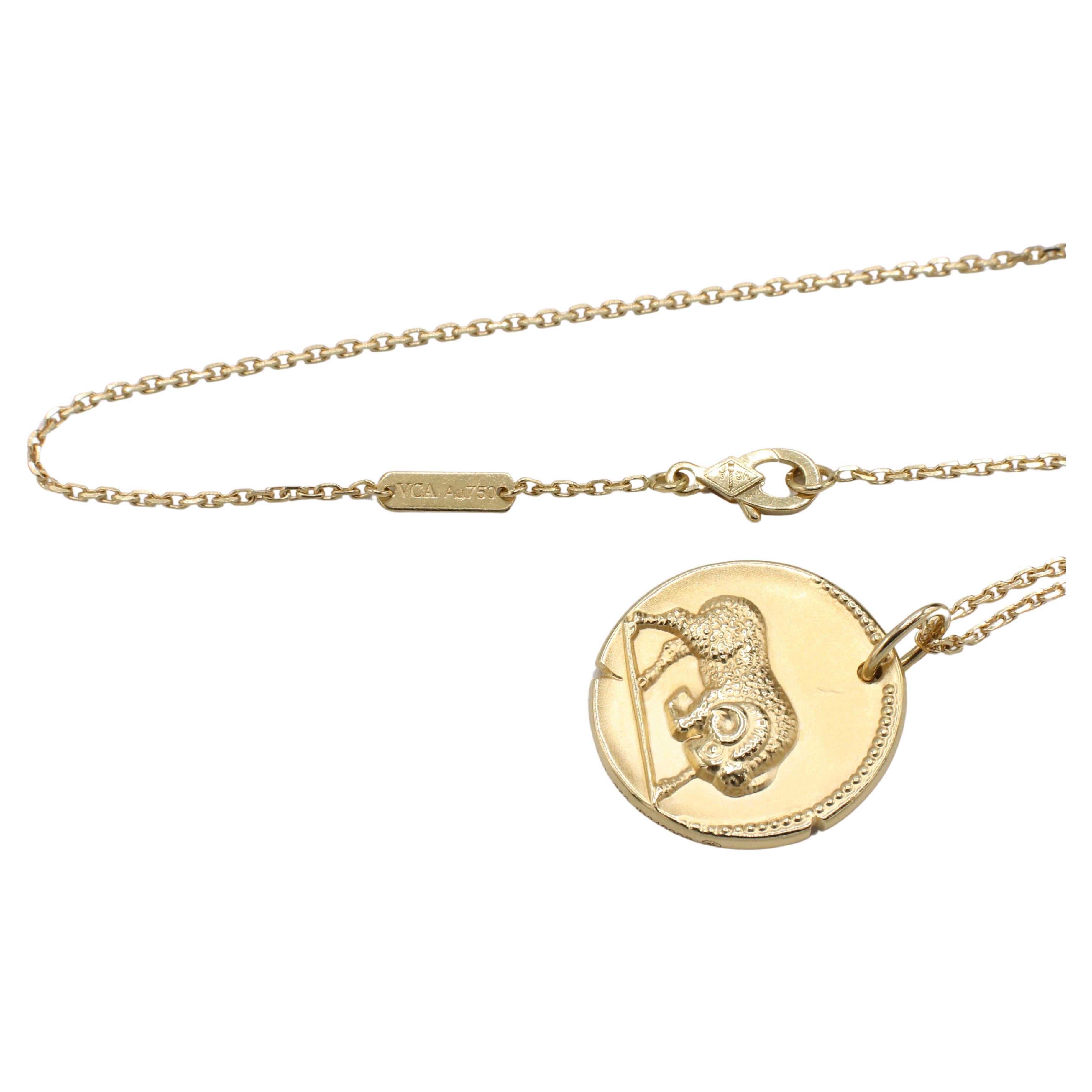 Van Cleef & Arpels VCA Zodiac Medal Aries 18 Karat Yellow Gold Pendant Necklace In Excellent Condition In  Baltimore, MD