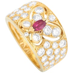 Van Cleef & Arpels Vintage 18 Karat Gold 1.50ct Diamond and Ruby Butterfly Ring