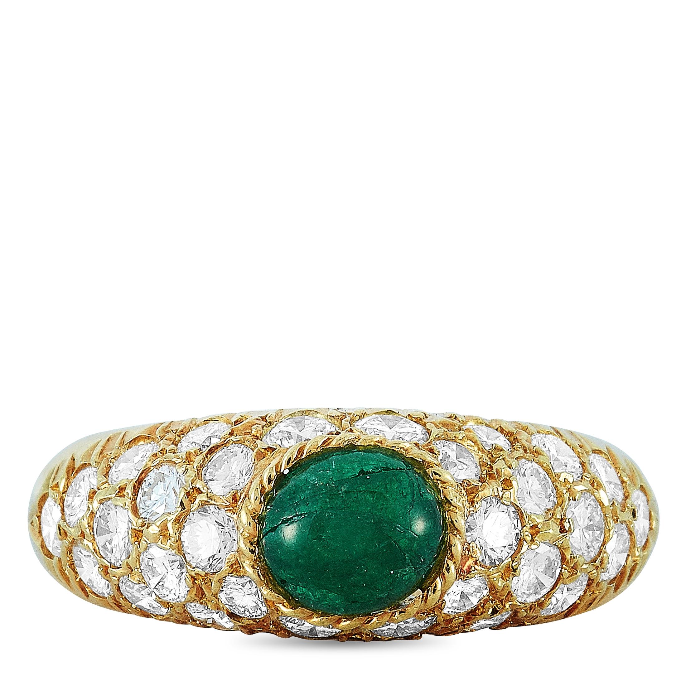 Van Cleef & Arpels Vintage 18 Karat Gold 0.86 Carat Diamond and Emerald Ring In Excellent Condition In Southampton, PA