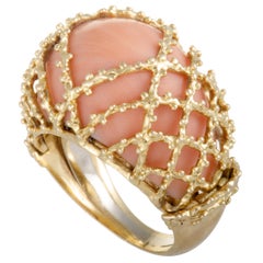 Van Cleef & Arpels Vintage 18 Karat Yellow Gold Coral Mesh Bombe Ring