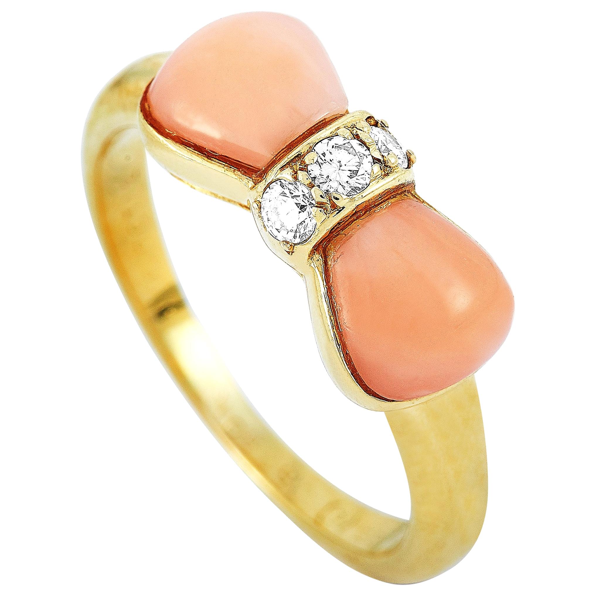 Van Cleef & Arpels Vintage 18 Karat Yellow Gold Diamond and Coral Bow Ring