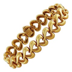 Van Cleef & Arpels Vintage 18 Karat Yellow Gold Heart Link Bracelet