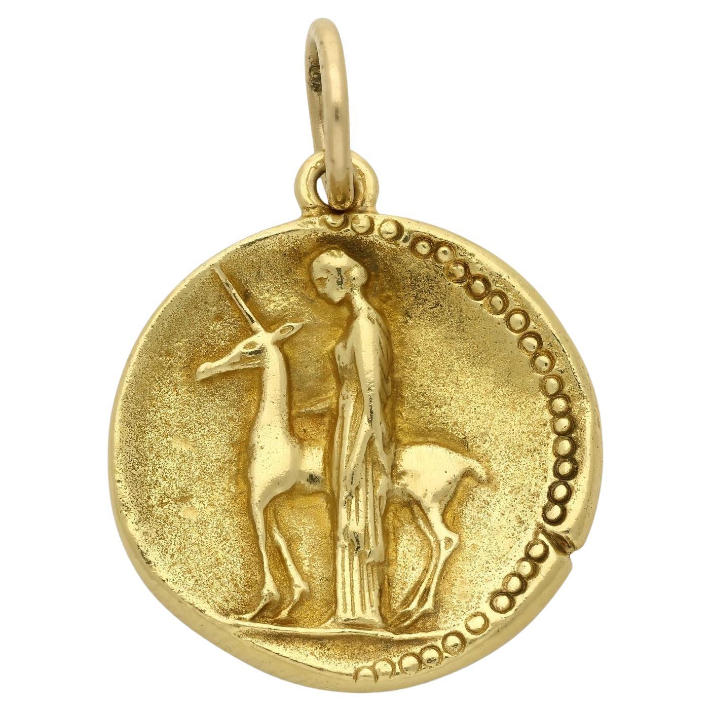 Van Cleef & Arpels Vintage 18ct Yellow Gold Zodiac Virgo Pendant