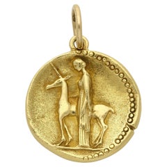 Van Cleef & Arpels Pendentif vintage en or jaune 18ct Zodiac Virgo