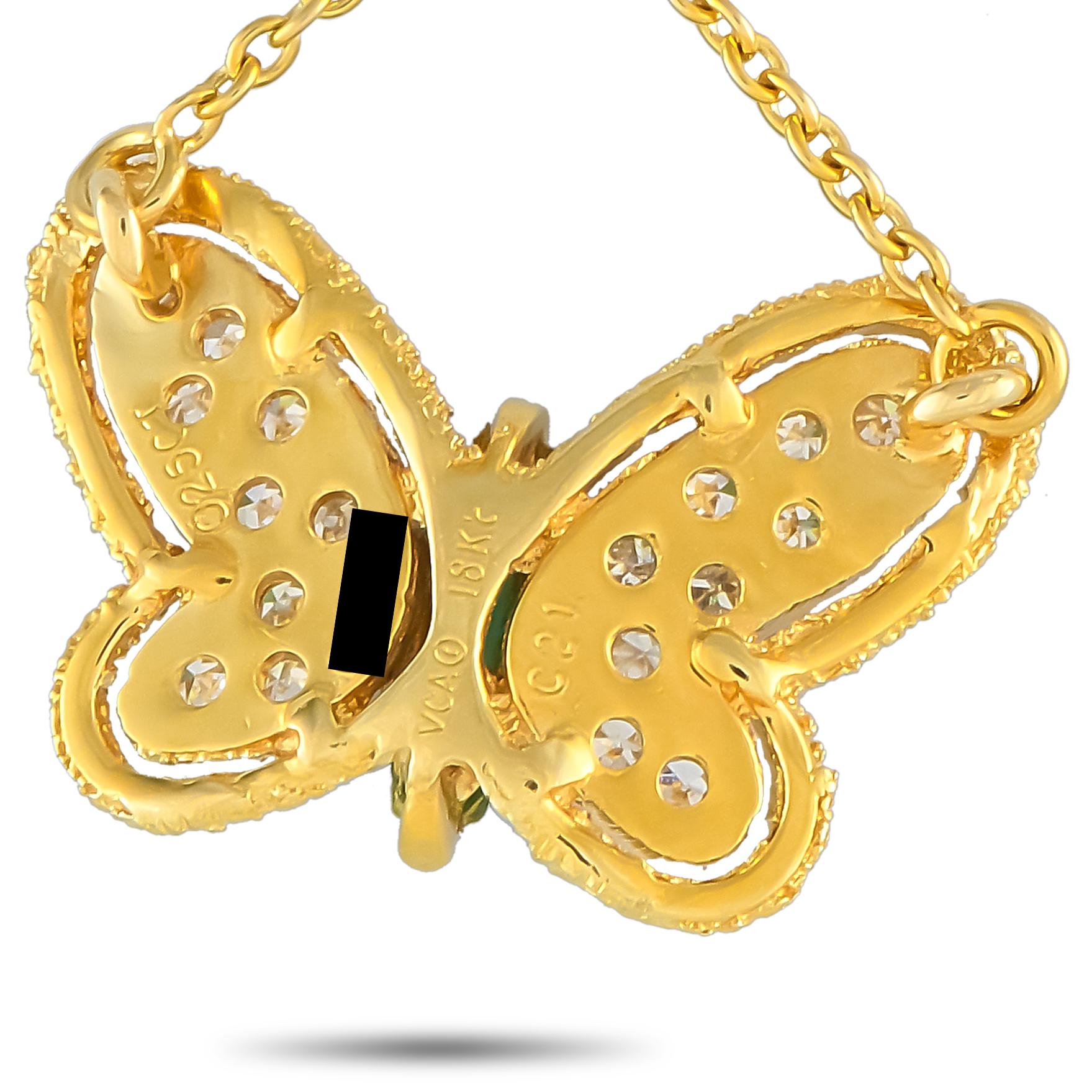 Van Cleef & Arpels Vintage 18K Gold 0.25ct Diamond Butterfly Necklace In Excellent Condition In Southampton, PA