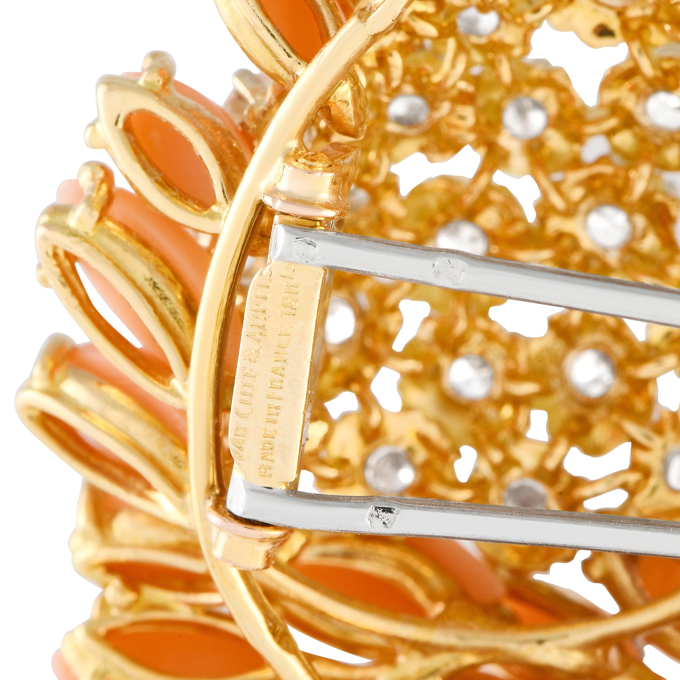 Round Cut Van Cleef & Arpels Vintage 18K Yellow Gold 1.20ct Diamond & Coral Flower Brooch
