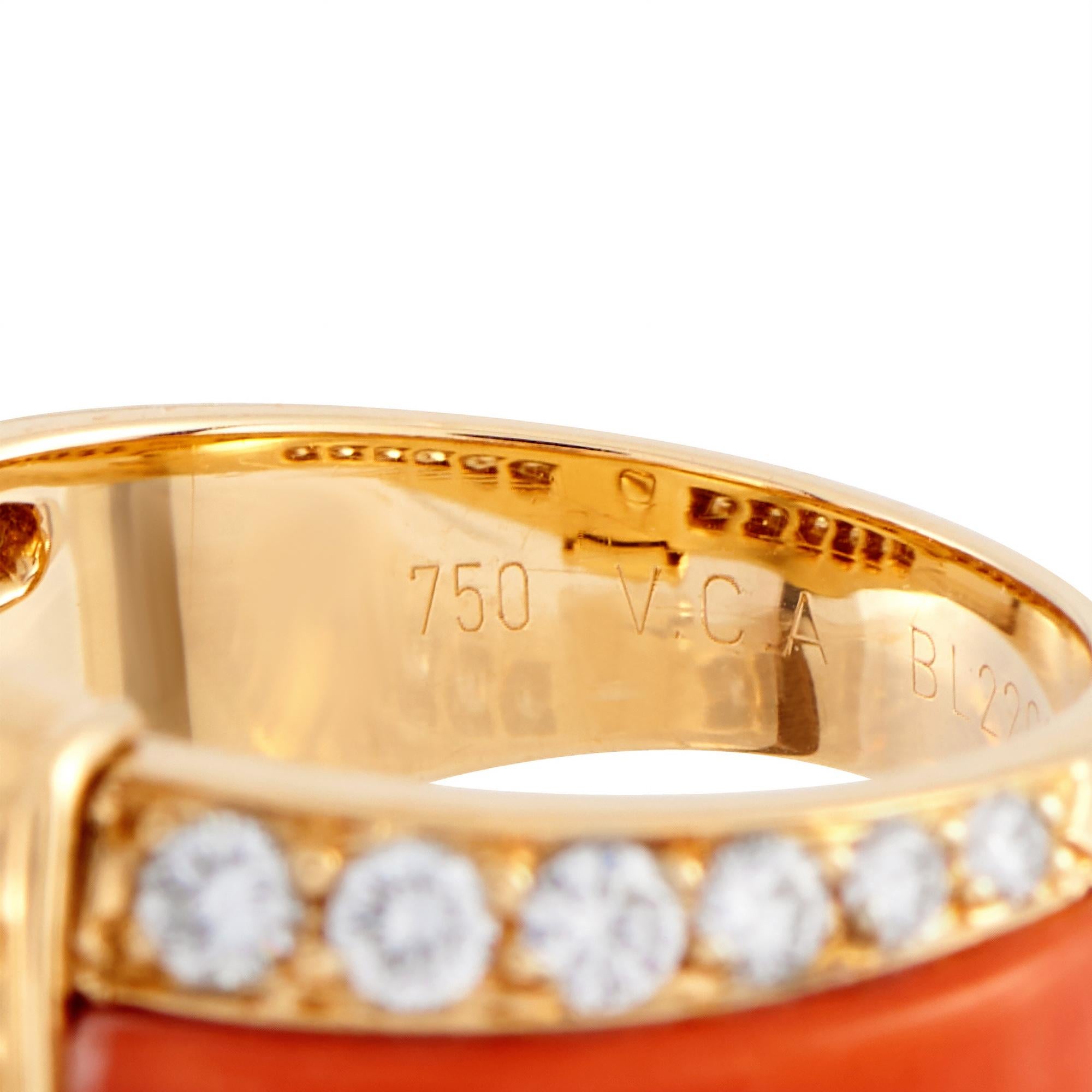Van Cleef & Arpels Vintage 18 Karat Gelbgold 1,22 Karat Diamant- und Korallenring im Zustand „Hervorragend“ in Southampton, PA