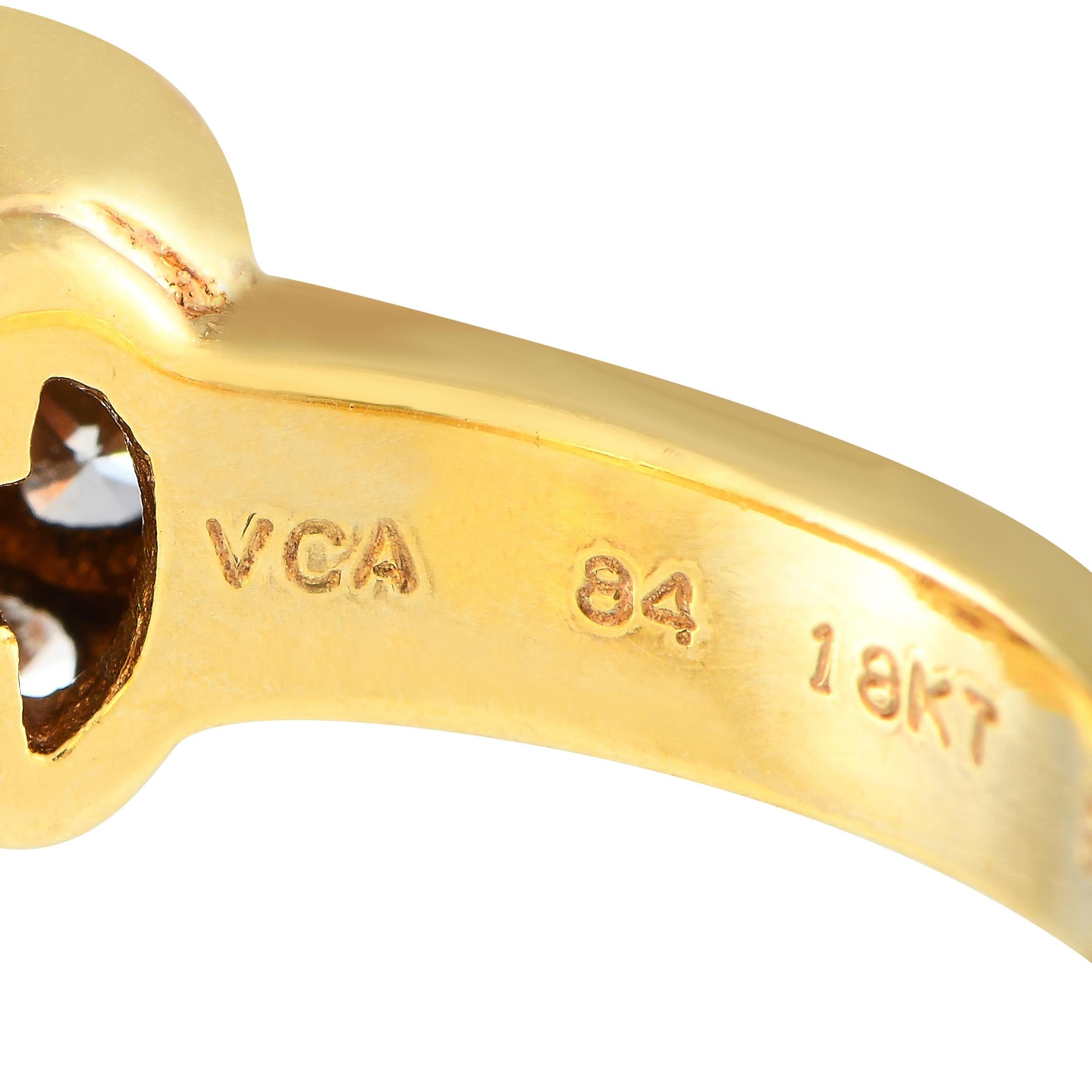 Van Cleef & Arpels Vintage 18K Yellow Gold Diamond and Emerald Ring In Excellent Condition In Southampton, PA