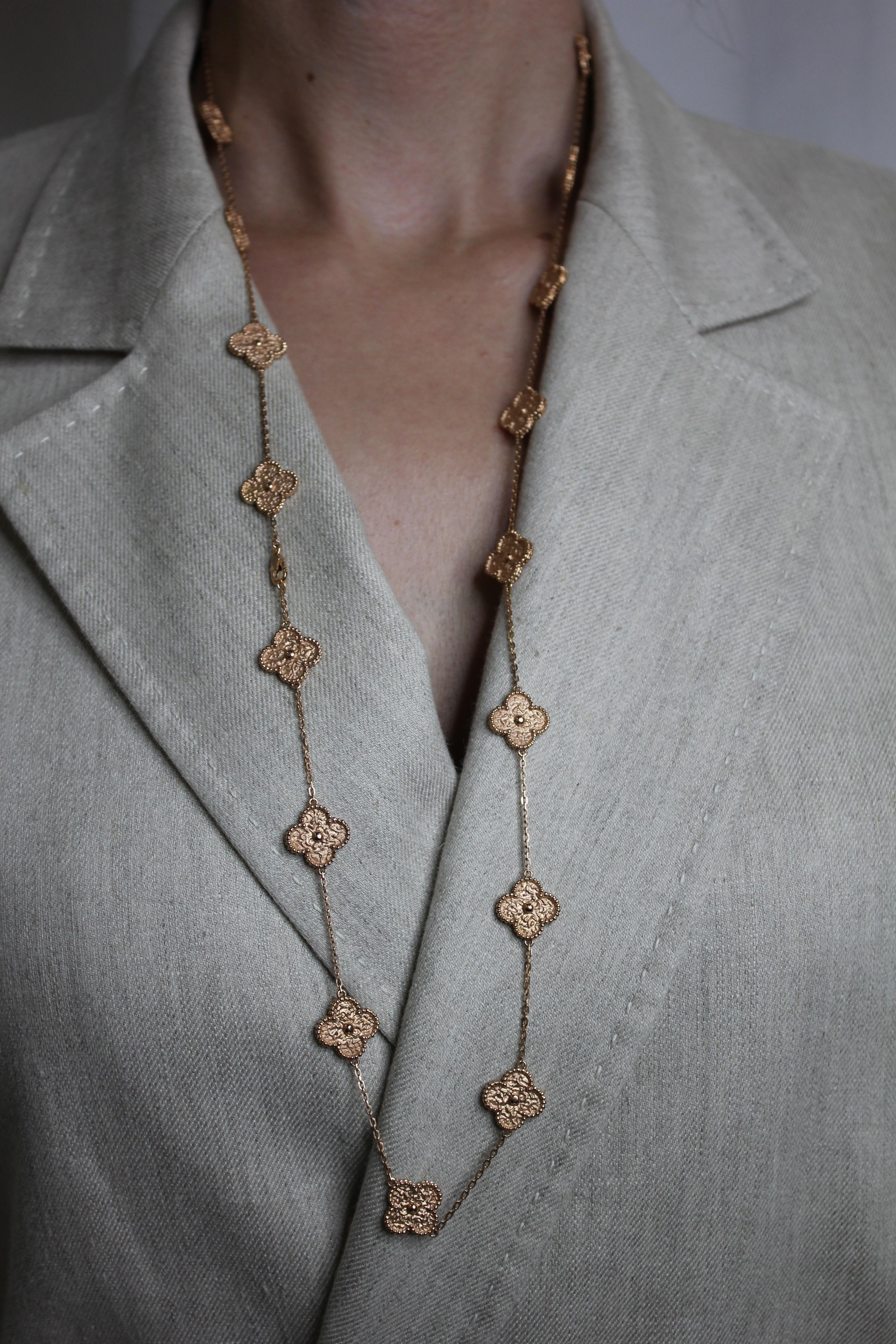 Van Cleef & Arpels Vintage 20 Clover Motif Alhambra 18 Karat Rose Gold Necklace 7