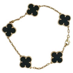 Van Cleef & Arpels Bracelet Alhambra vintage à 5 motifs en or 18 carats et onyx.