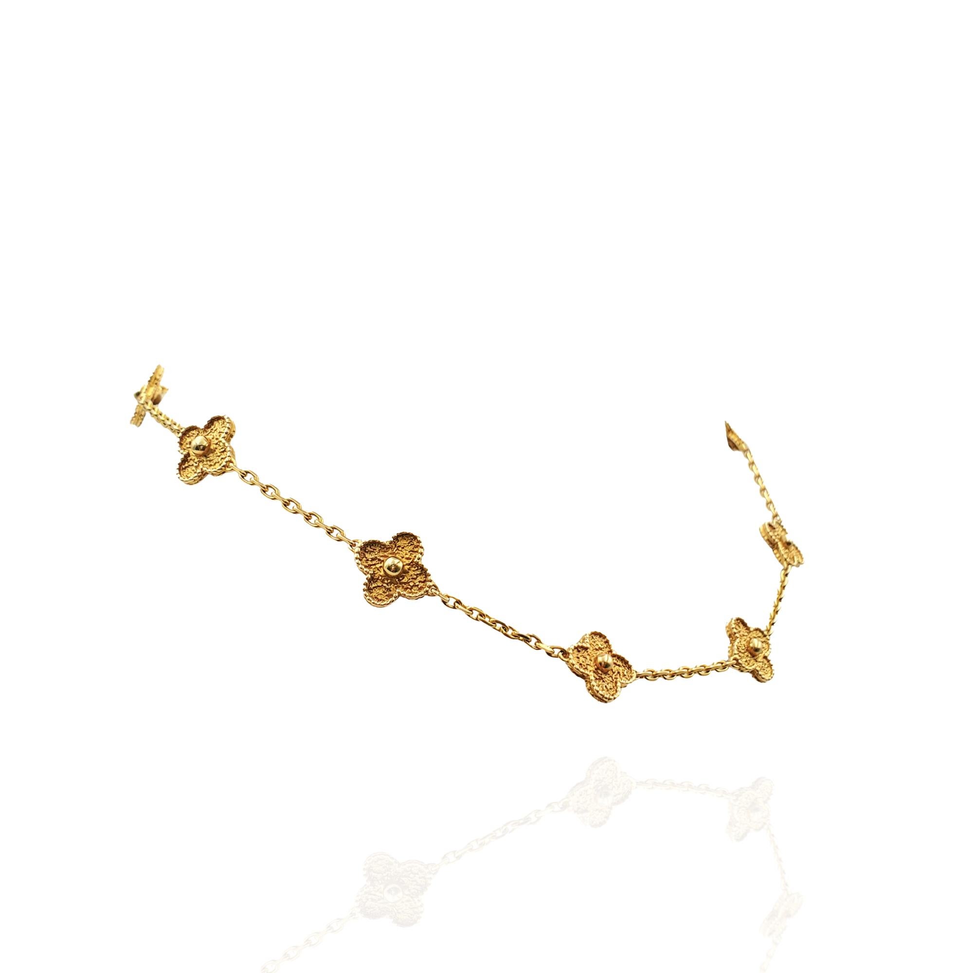 Van Cleef & Arpels Vintage Alhambra Halskette aus Gelbgold mit 10 Motiven (Zeitgenössisch)