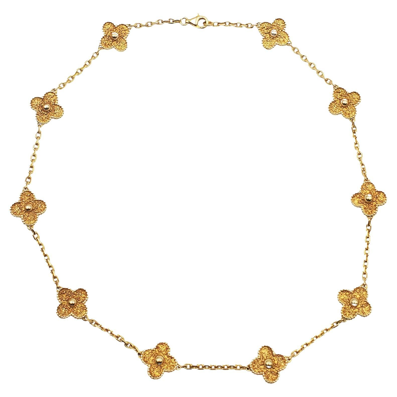 Van Cleef & Arpels Vintage Alhambra Halskette aus Gelbgold mit 10 Motiven