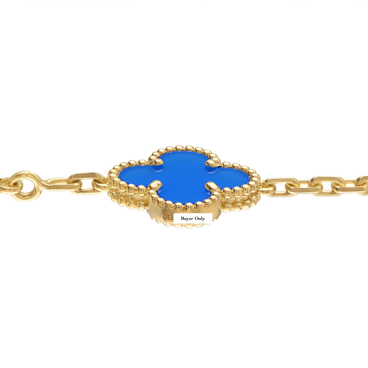 Vintage Alhambra 10 motifs Agate necklace from the Alhambra series. Hard to score at the boutique. Vivid summer color.
Maker: Van Cleef & Arpels
Accessories: Boxes, the original certificate dated 2020.
Condition: Like-new pristine condition. No