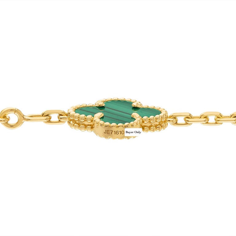 Van Cleef Arpels Vintage Alhambra 10 motifs Malachite Diamond Necklace, YG In Excellent Condition For Sale In Tucson, AZ