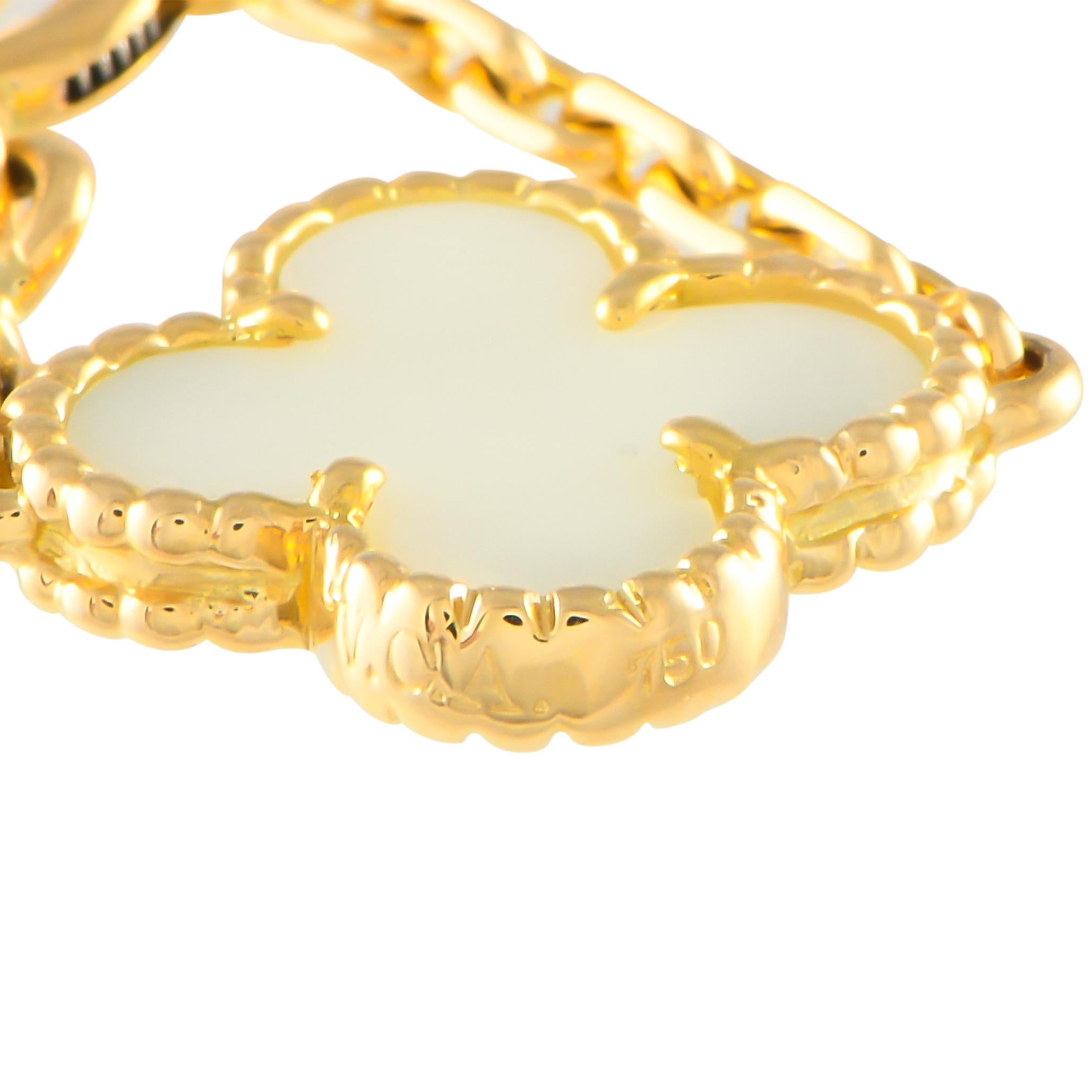 Van Cleef & Arpels Vintage Alhambra 18K Gold Koralle 20-Motiv Halskette im Zustand „Hervorragend“ im Angebot in Southampton, PA