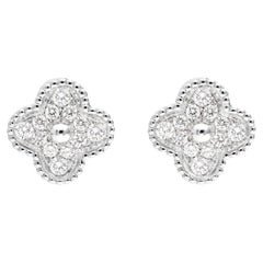 Van Cleef & Arpels Boucles d'oreilles vintage Alhambra en or blanc 18 carats et diamants