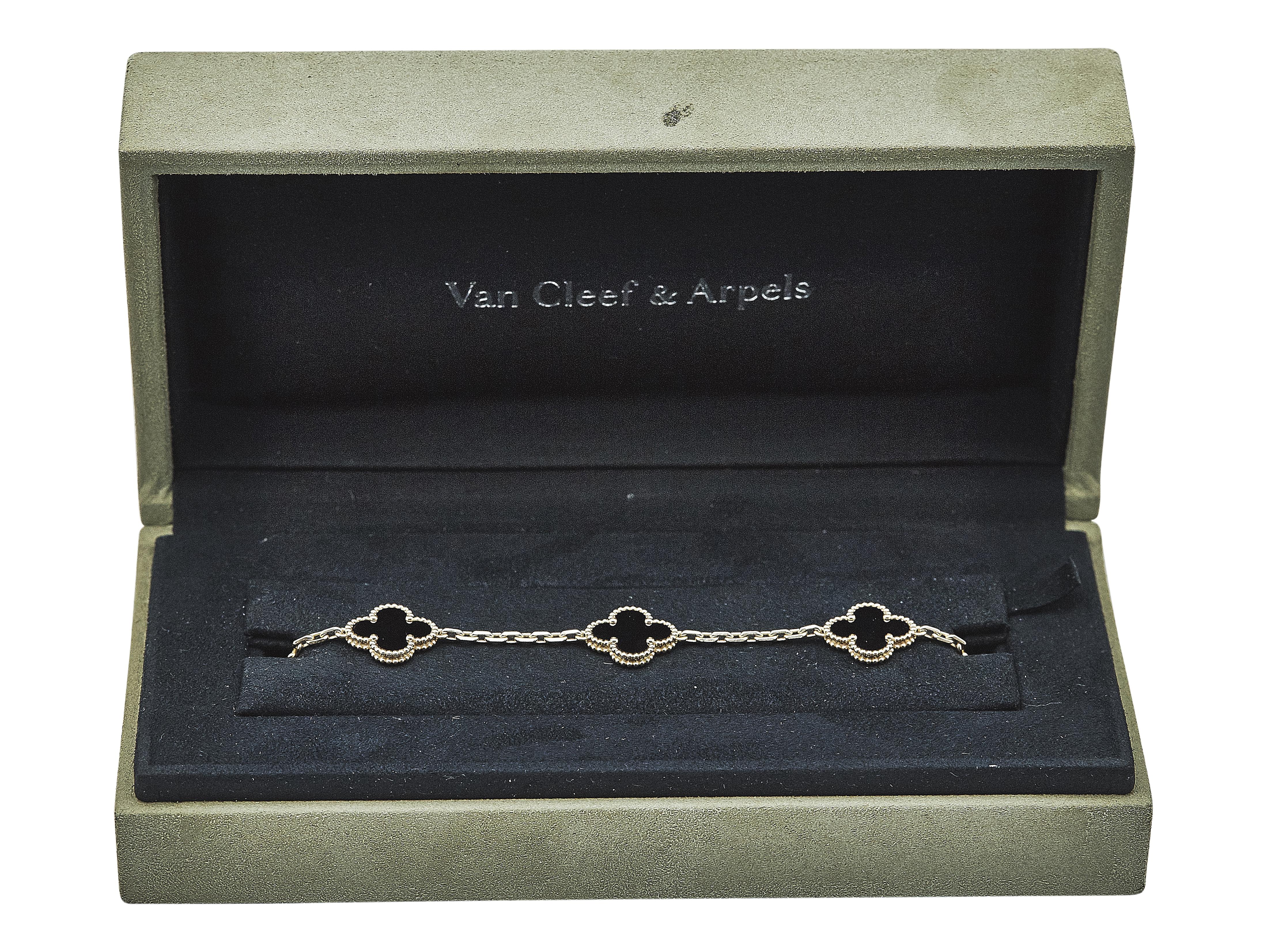 Van Cleef & Arpels Vintage Alhambra 18K Gelbgold Onyx 5 Motive Armband im Zustand „Hervorragend“ im Angebot in New York, NY