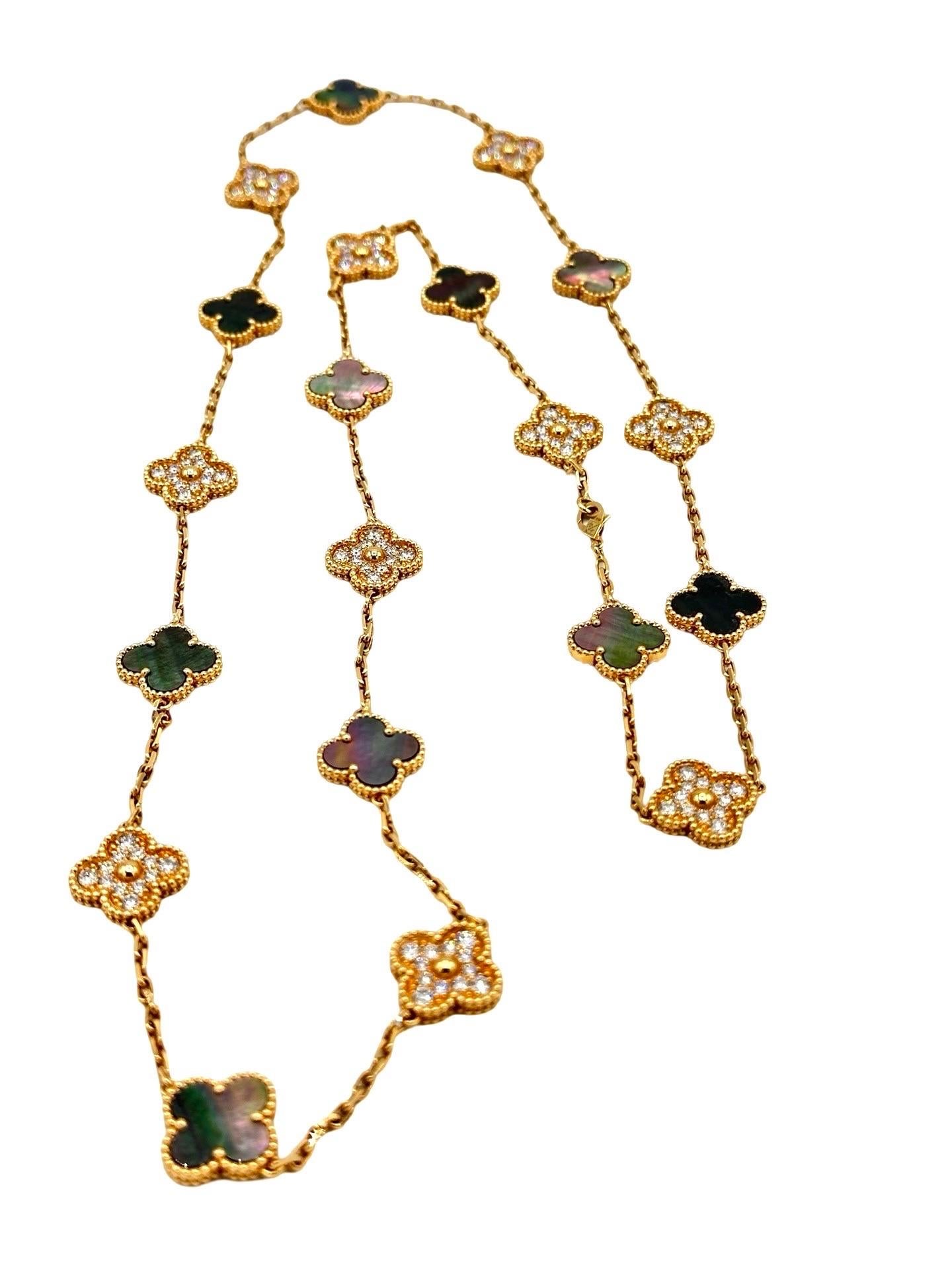 Women's or Men's Van Cleef & Arpels Vintage Alhambra 20 Motif Necklace in 18K Rose Gold For Sale