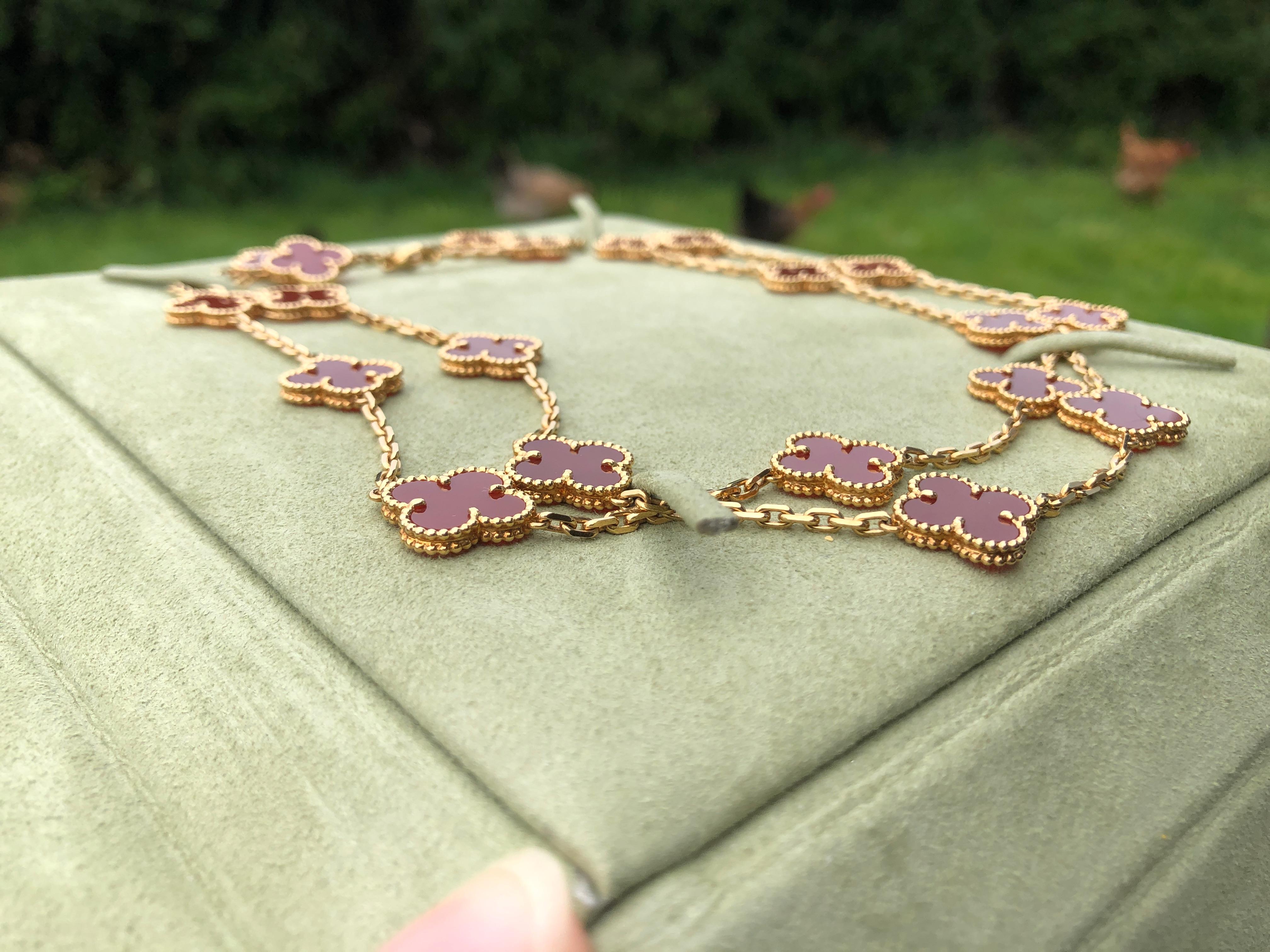 Van Cleef & Arpels Vintage Alhambra 20 Motifs Carnelian Gold Long Necklace In Excellent Condition In Banbury, GB