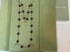 Van Cleef & Arpels Collier Vintage Alhambra 20 Motifs en or jaune et onyx