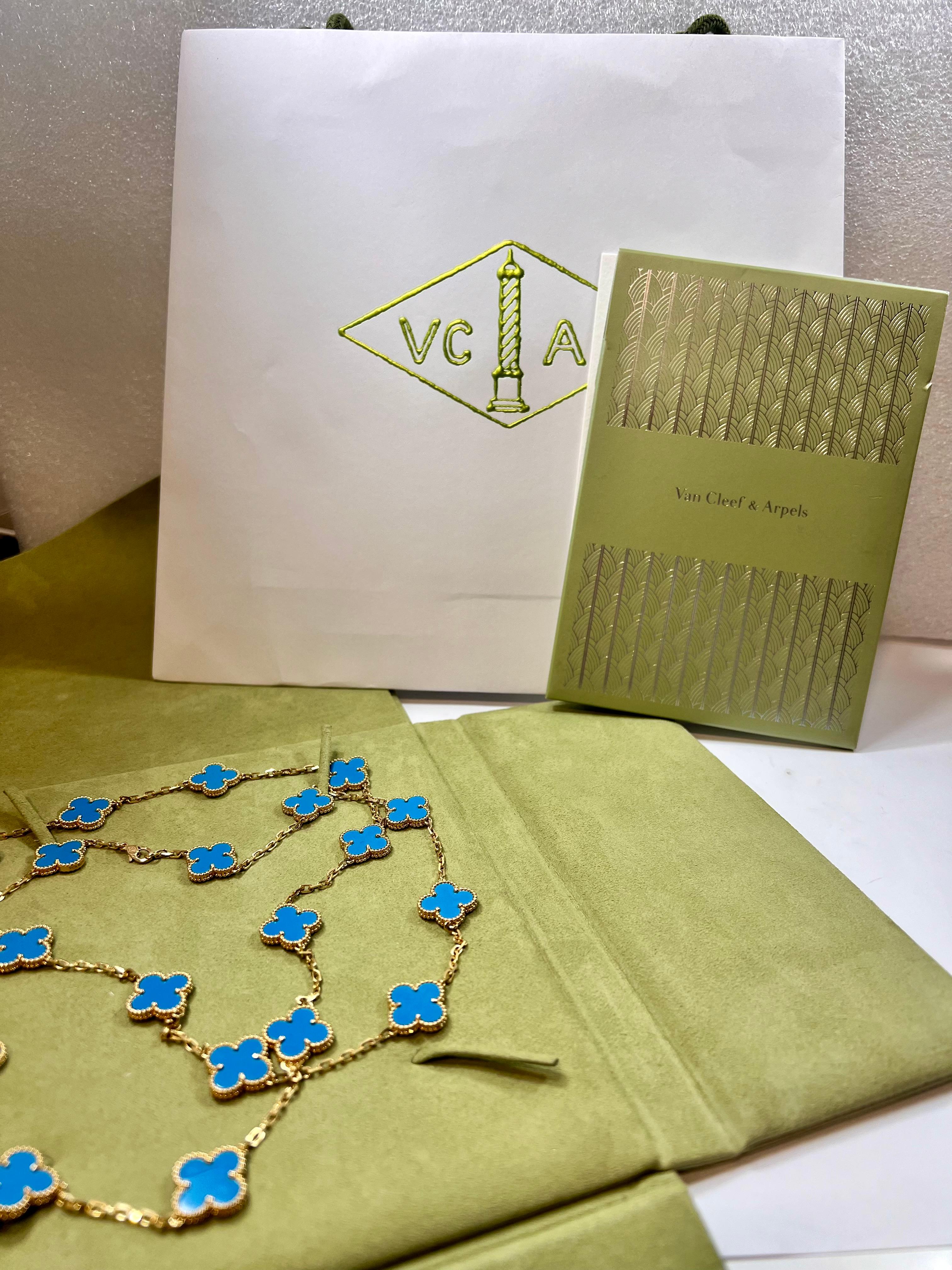 Women's Van Cleef & Arpels Vintage Alhambra  20 Turquoise Agate 18k gold Necklace