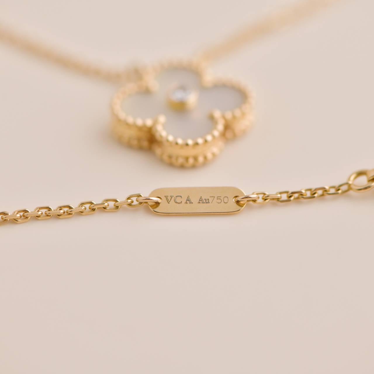 Van Cleef & Arpels Vintage Alhambra 2012 Holiday Diamond MOP Pendant Necklace 4