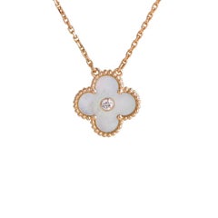 Van Cleef & Arpels Collana Vintage Alhambra 2012 Holiday con ciondolo di diamanti MOP