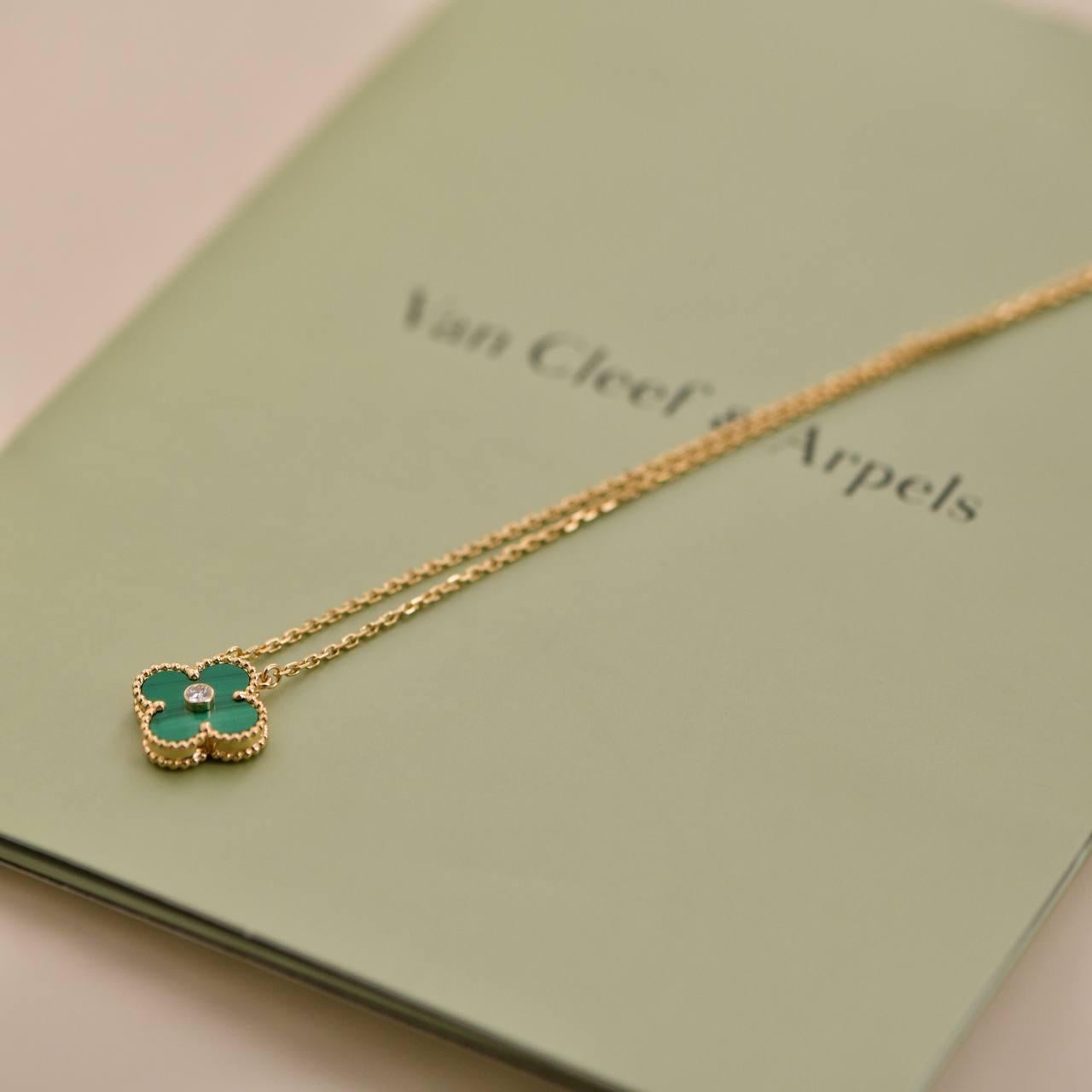 Women's or Men's Van Cleef & Arpels Vintage Alhambra 2013 Diamond Malachite Pendant Necklace